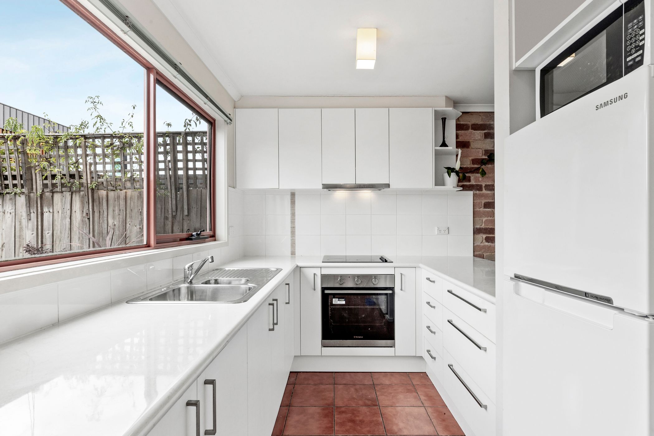 Listing image for 9/71 Geelong Road, TORQUAY  VIC  3228