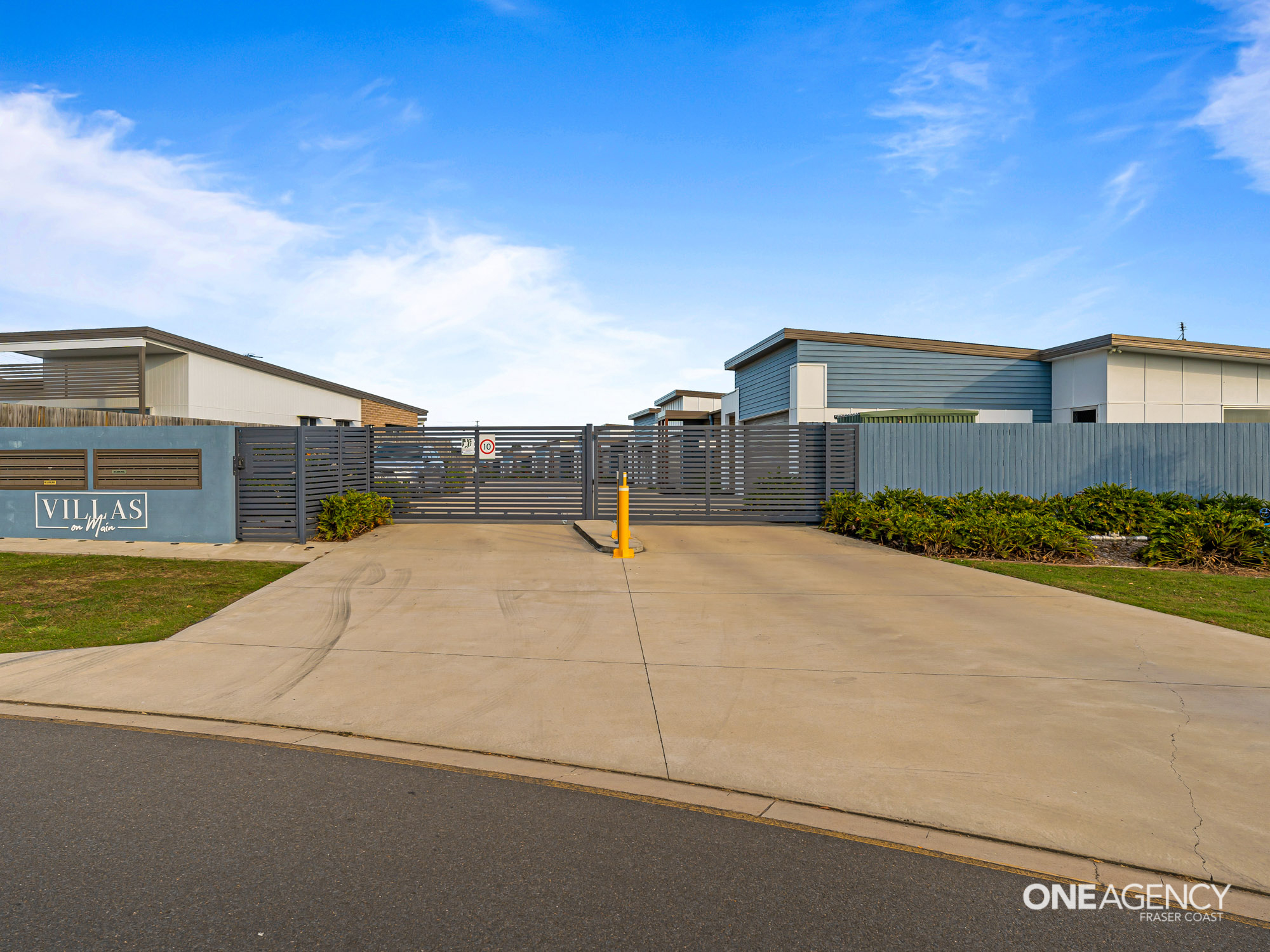 24 / 1 Links Court, Urraween