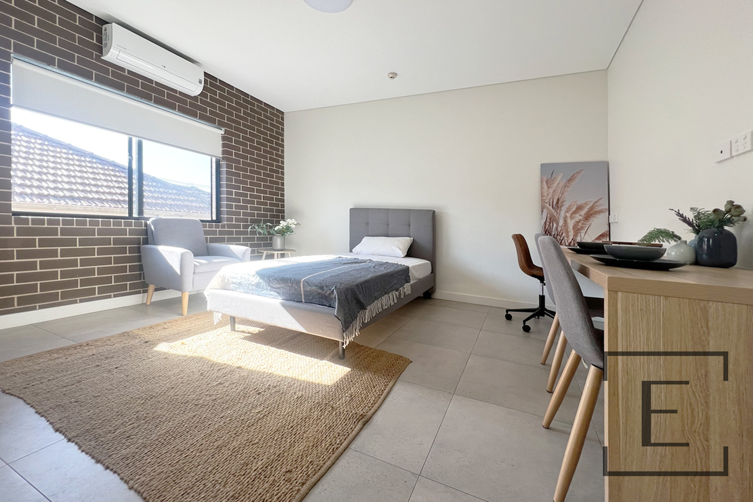 4 Rippon Avenue, Dundas