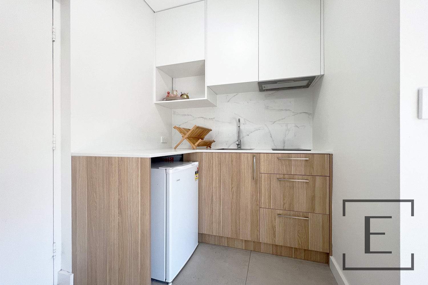 4 Rippon Avenue, Dundas