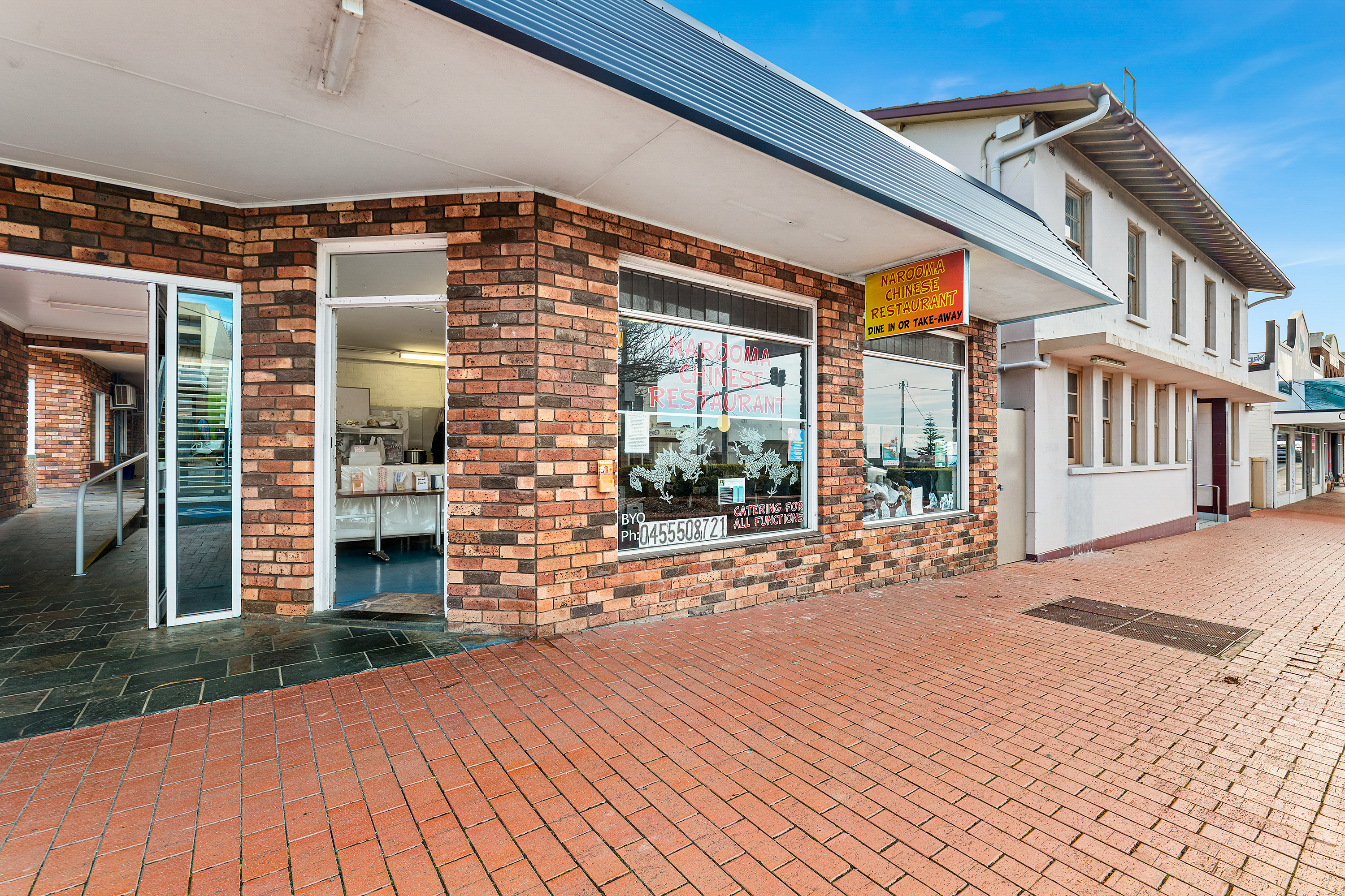 2 / 114 WAGONGA STREET, Narooma