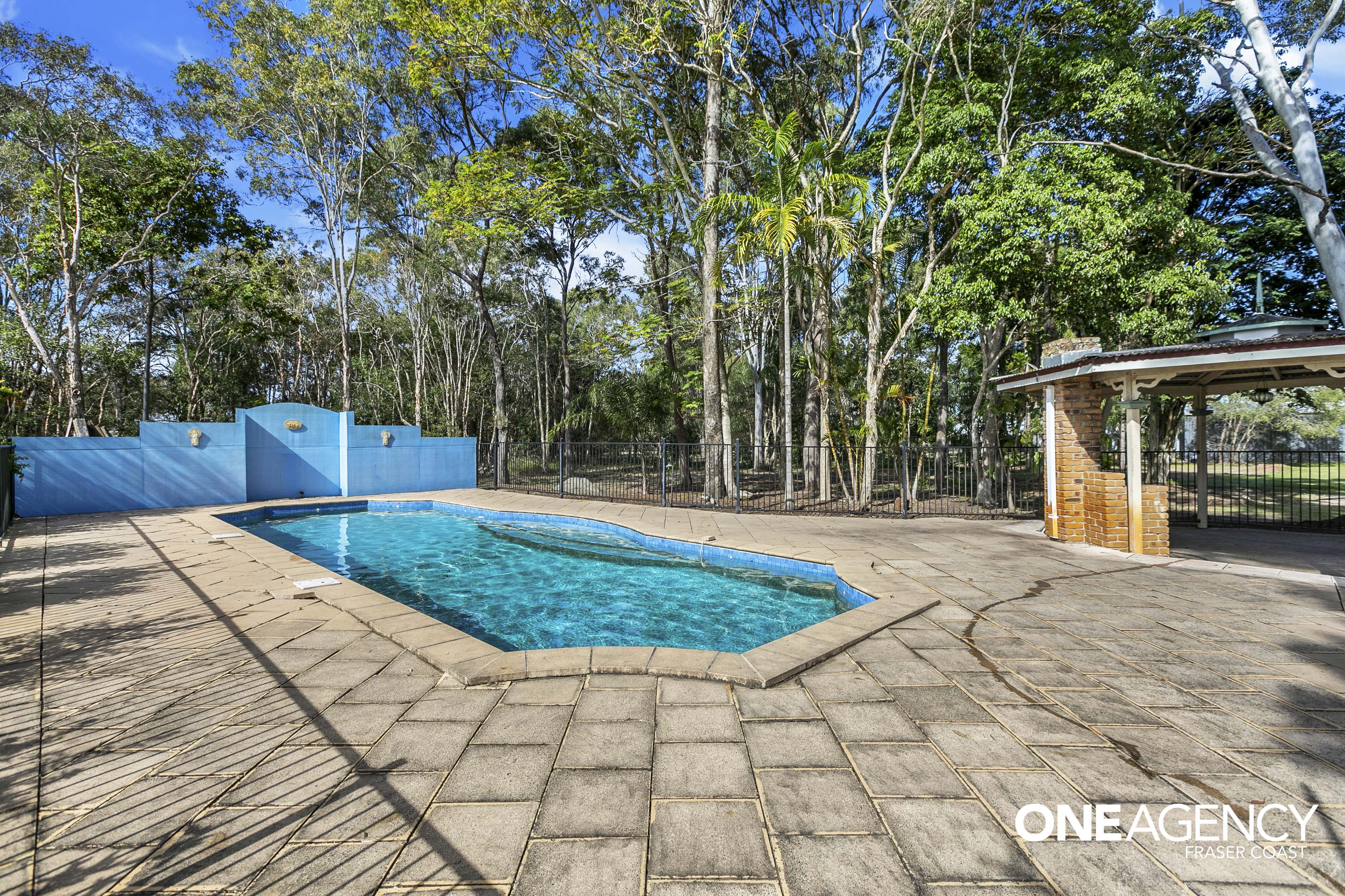 12 Burralong Drive, Wondunna