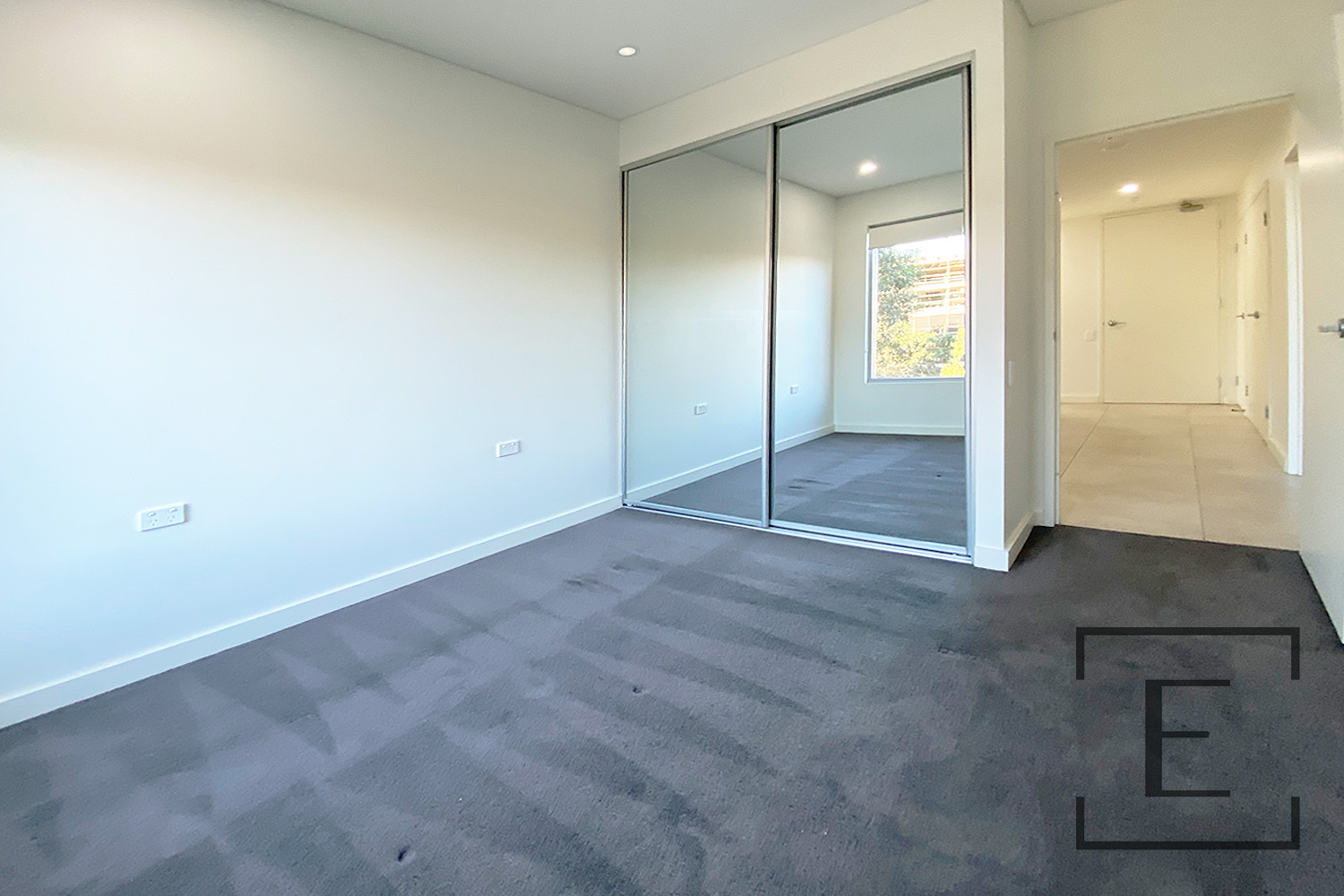 A111 / 98 Lakeside Parade, Jordan Springs