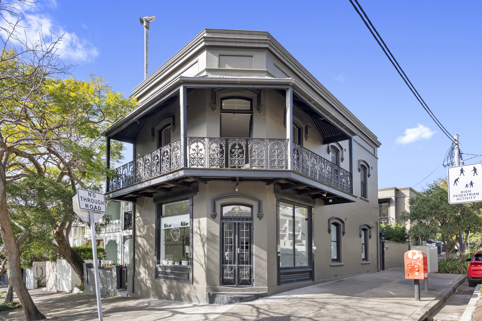 118 Sutherland Street
