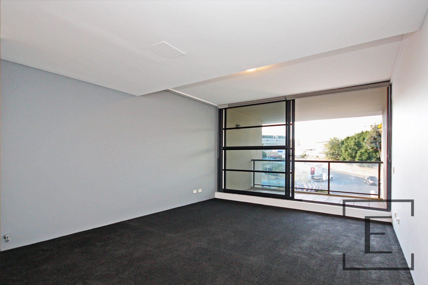 213E / 138 Carillon Avenue, Newtown