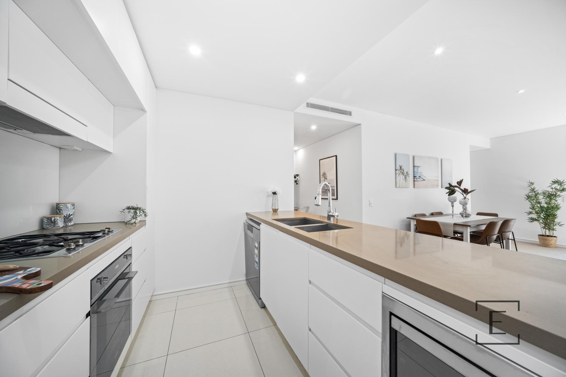 96 / 54A Blackwall Point Road, Chiswick