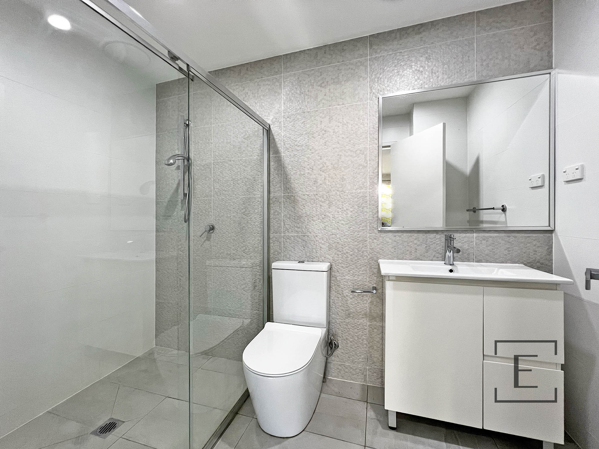 9 / 28 Lydbrook Street, Westmead