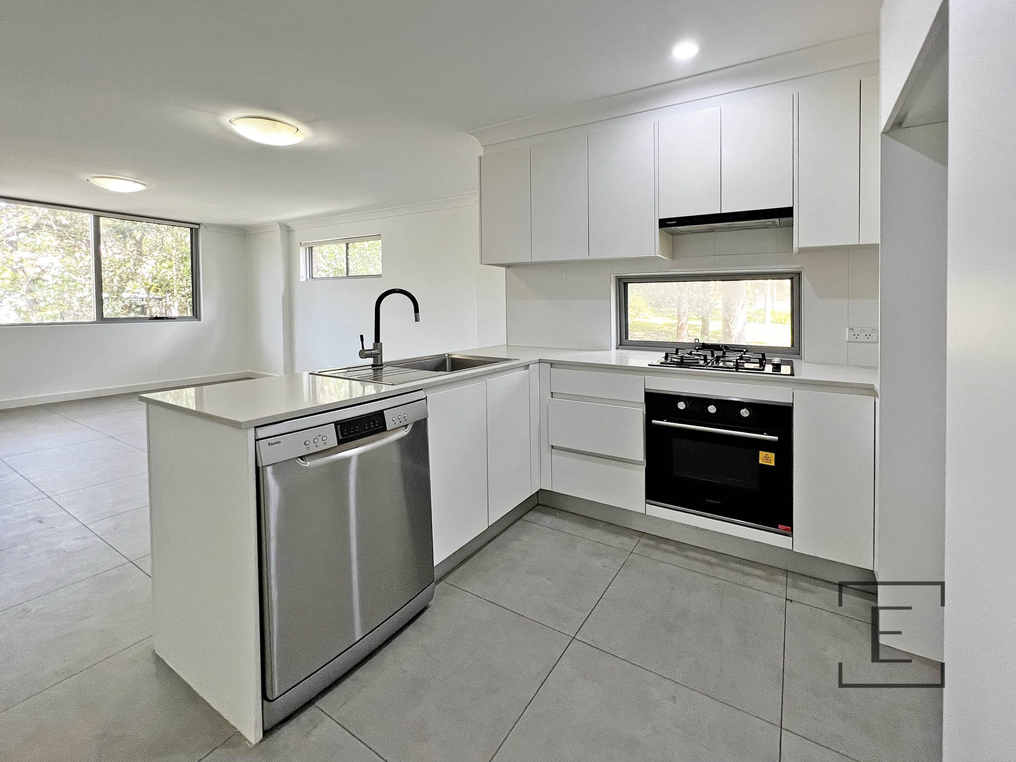 9 / 28 Lydbrook Street, Westmead