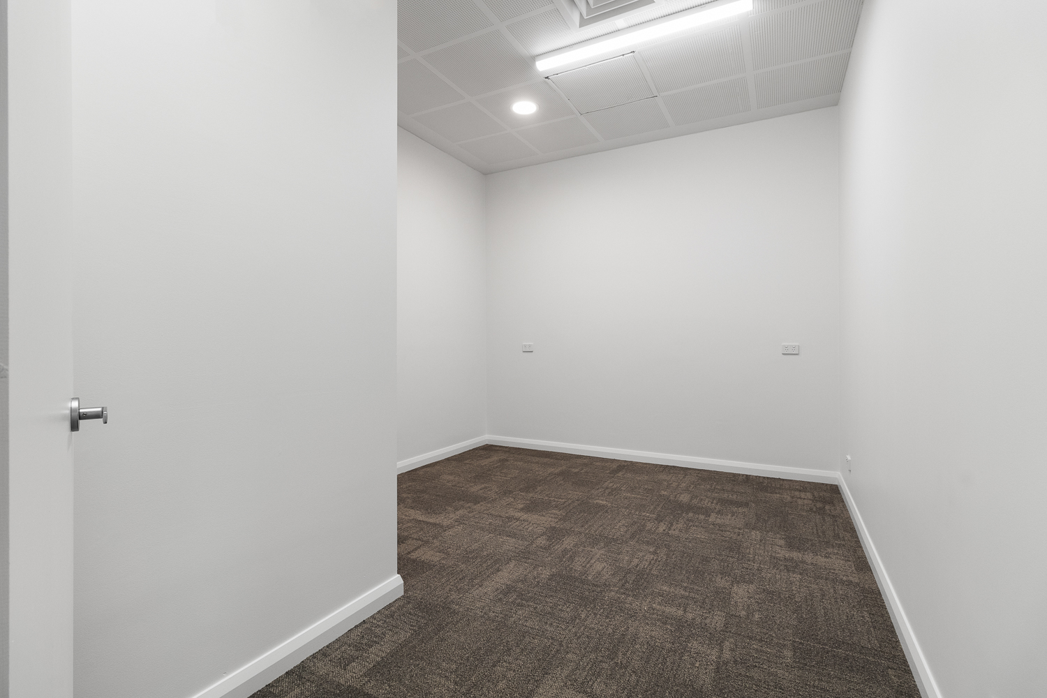 Ground Floor / 11 High Street, Launceston