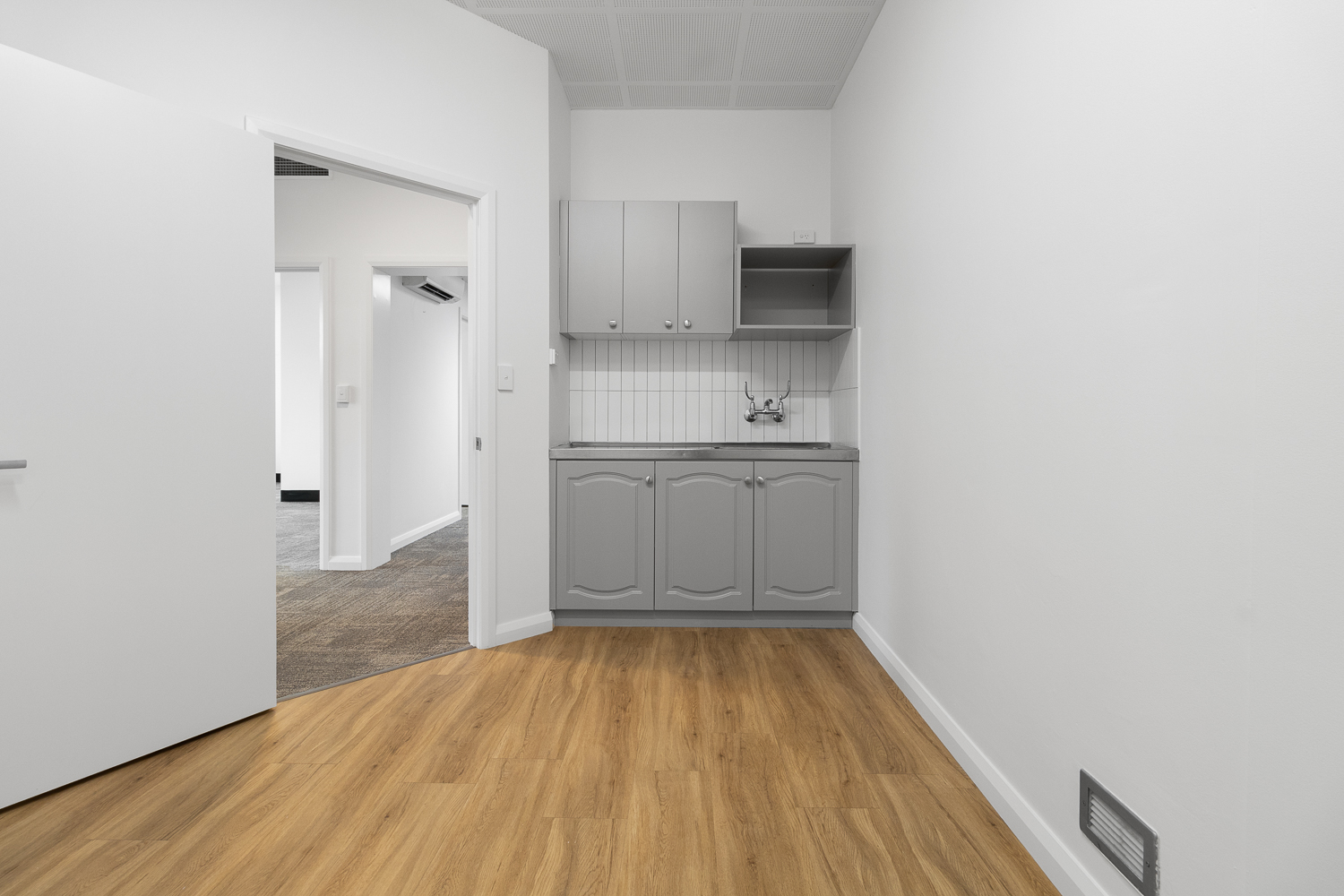 Ground Floor / 11 High Street, Launceston