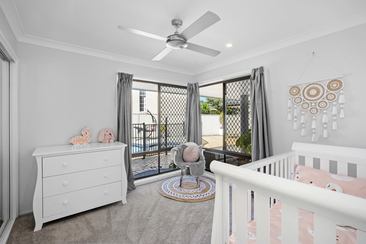 4 Darnay Road, Broadbeach Waters