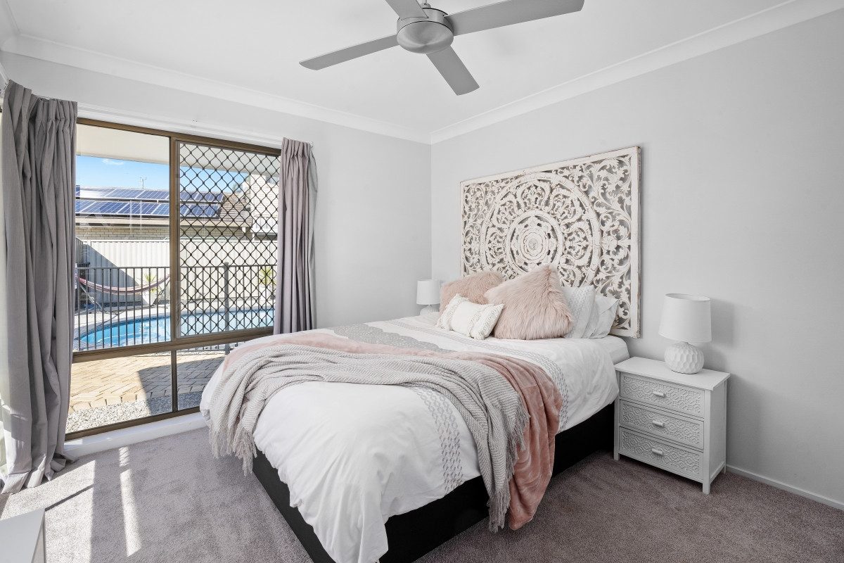 4 Darnay Road, Broadbeach Waters