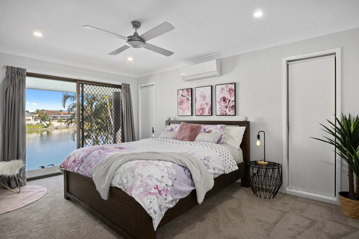 4 Darnay Road, Broadbeach Waters