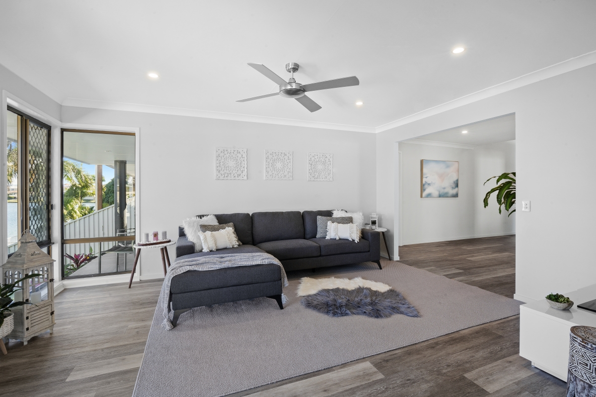 4 Darnay Road, Broadbeach Waters