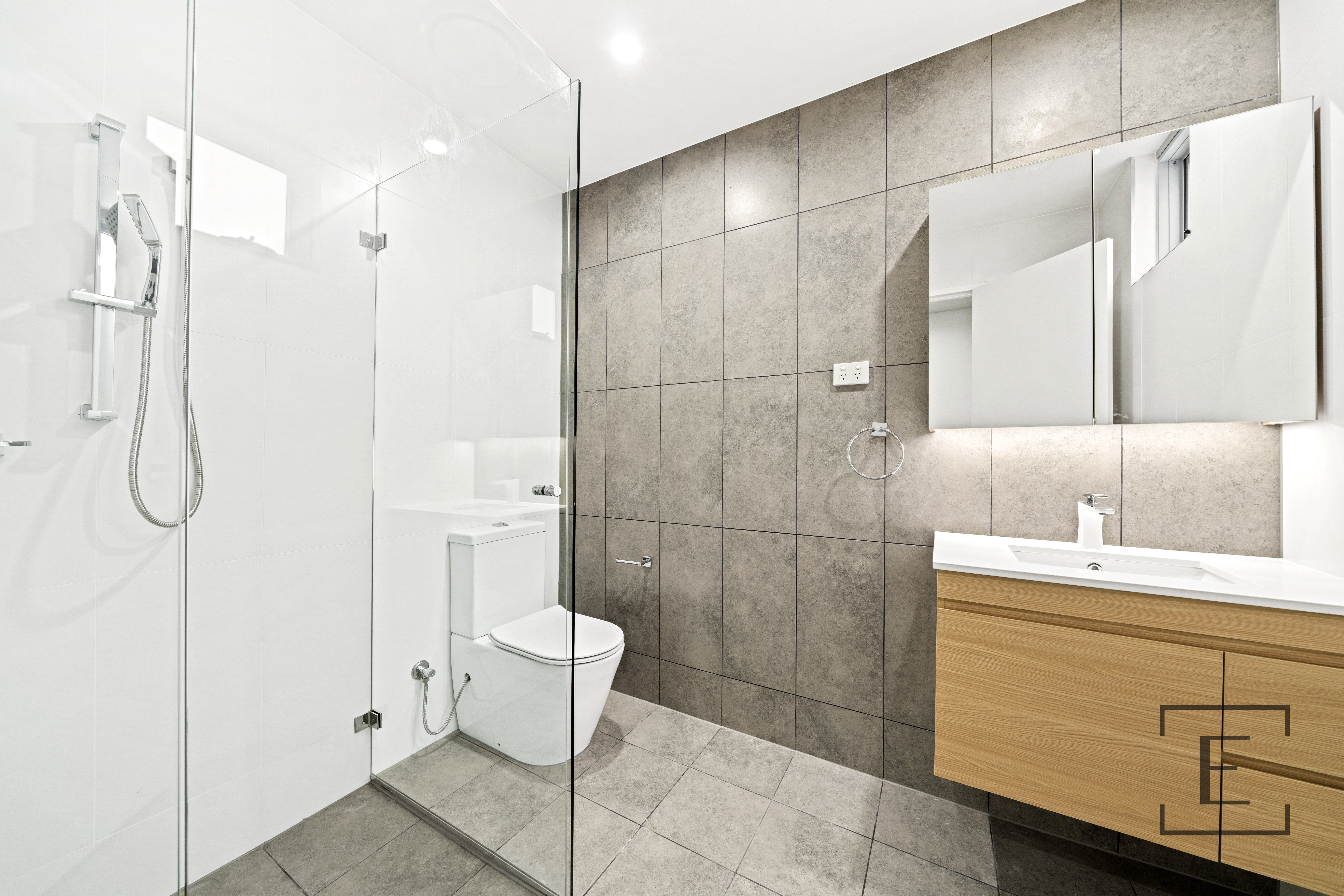 102 / 28  Courallie Avenue, Homebush West