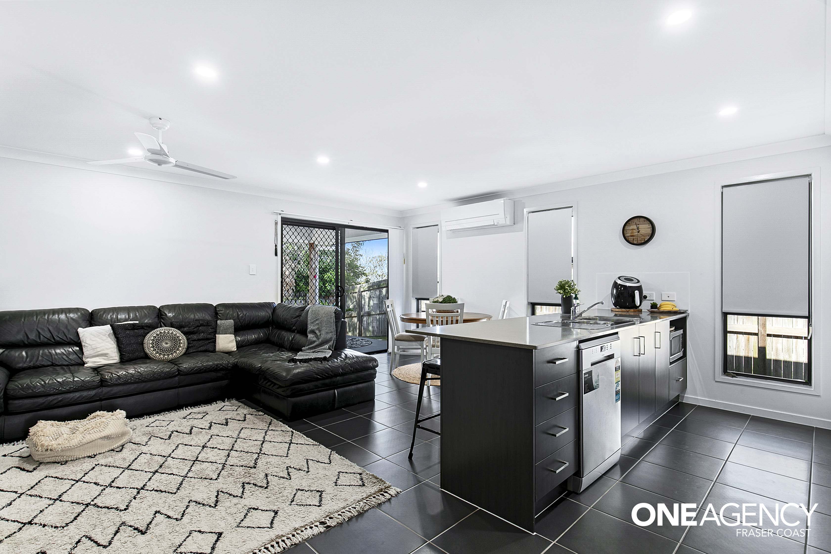 90 Bradman Way, Urangan