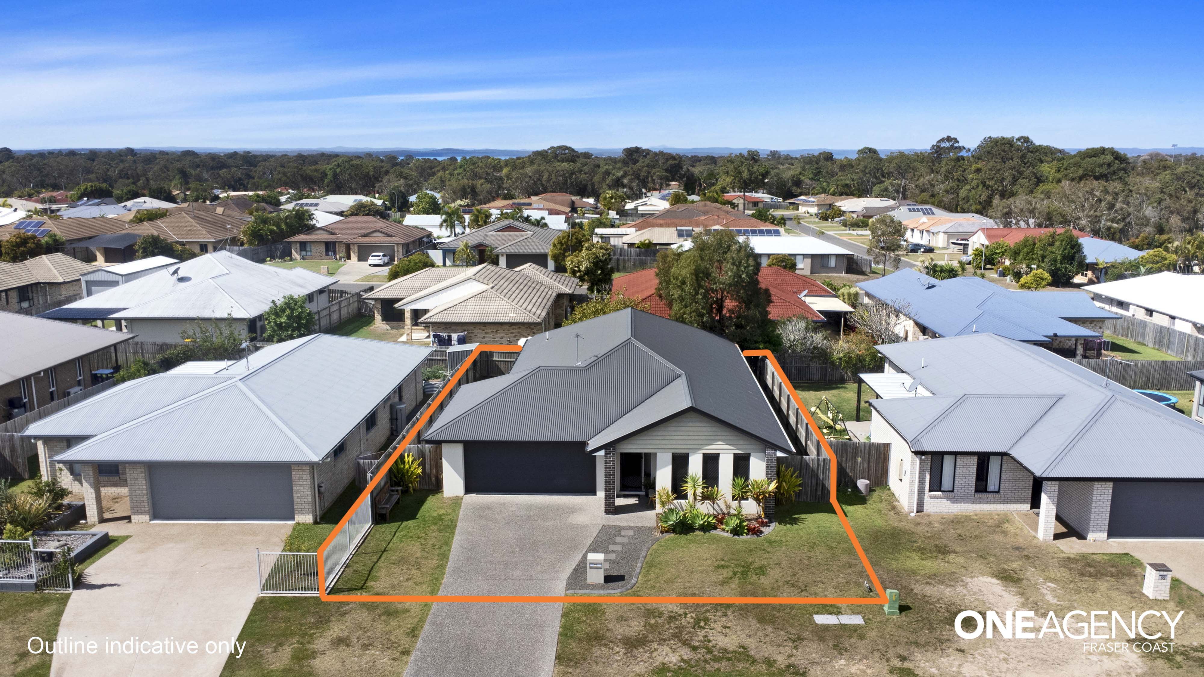 90 Bradman Way, Urangan