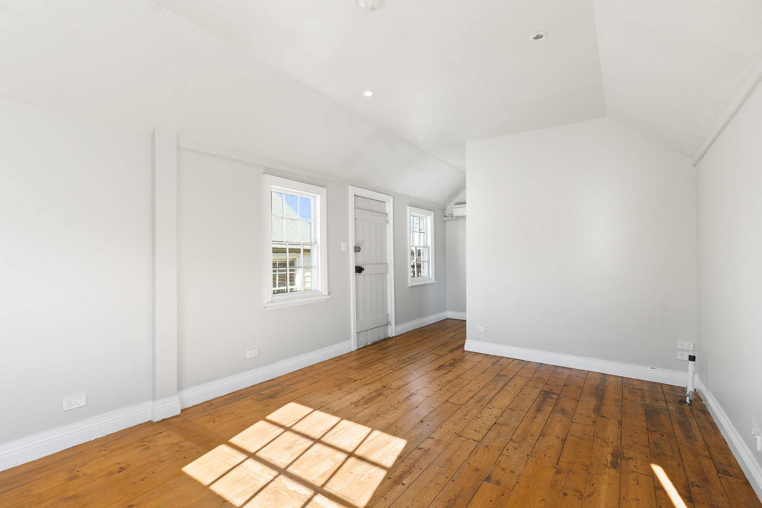 80 High Street, Campbell Town