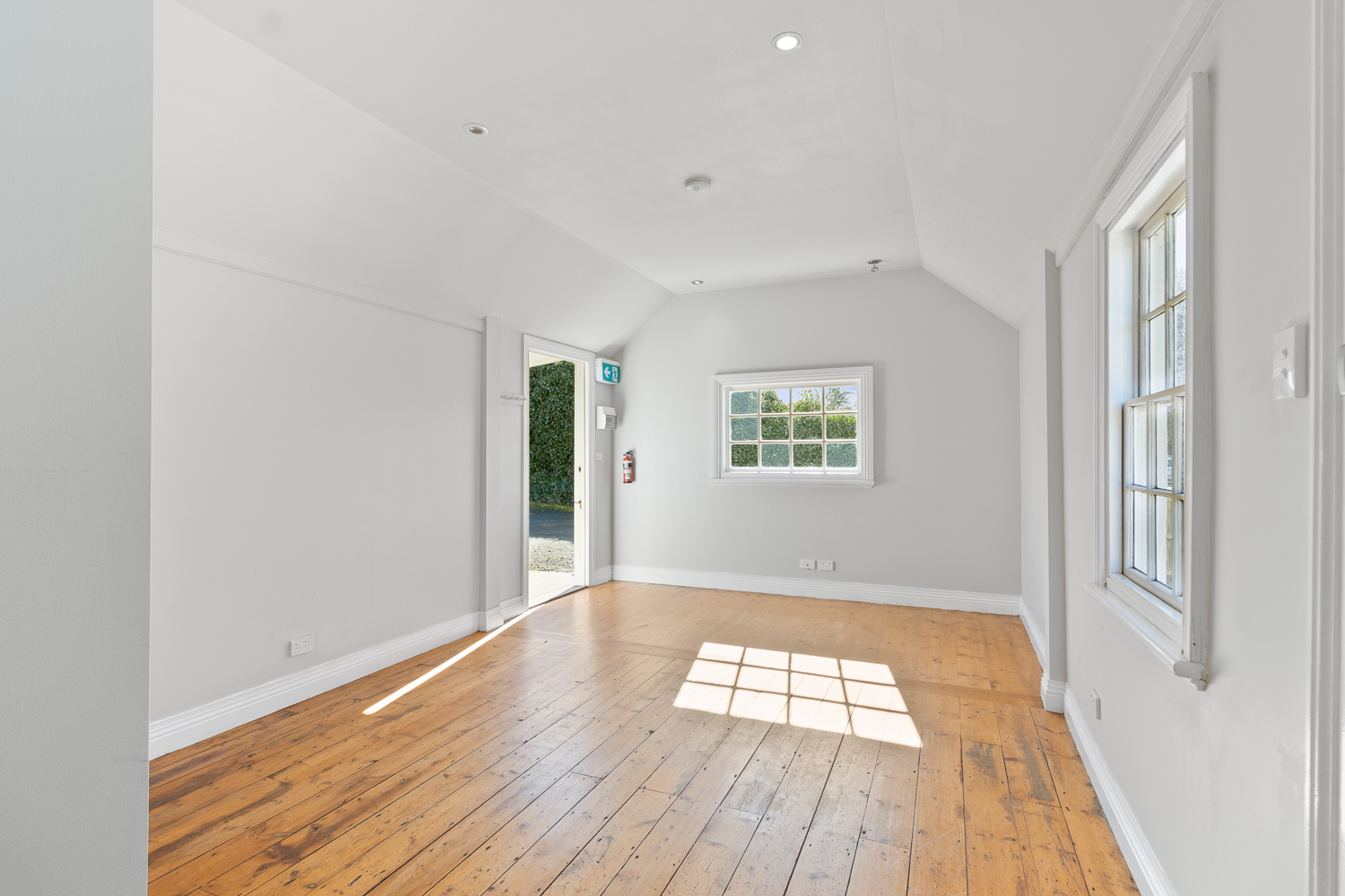 80 High Street, Campbell Town