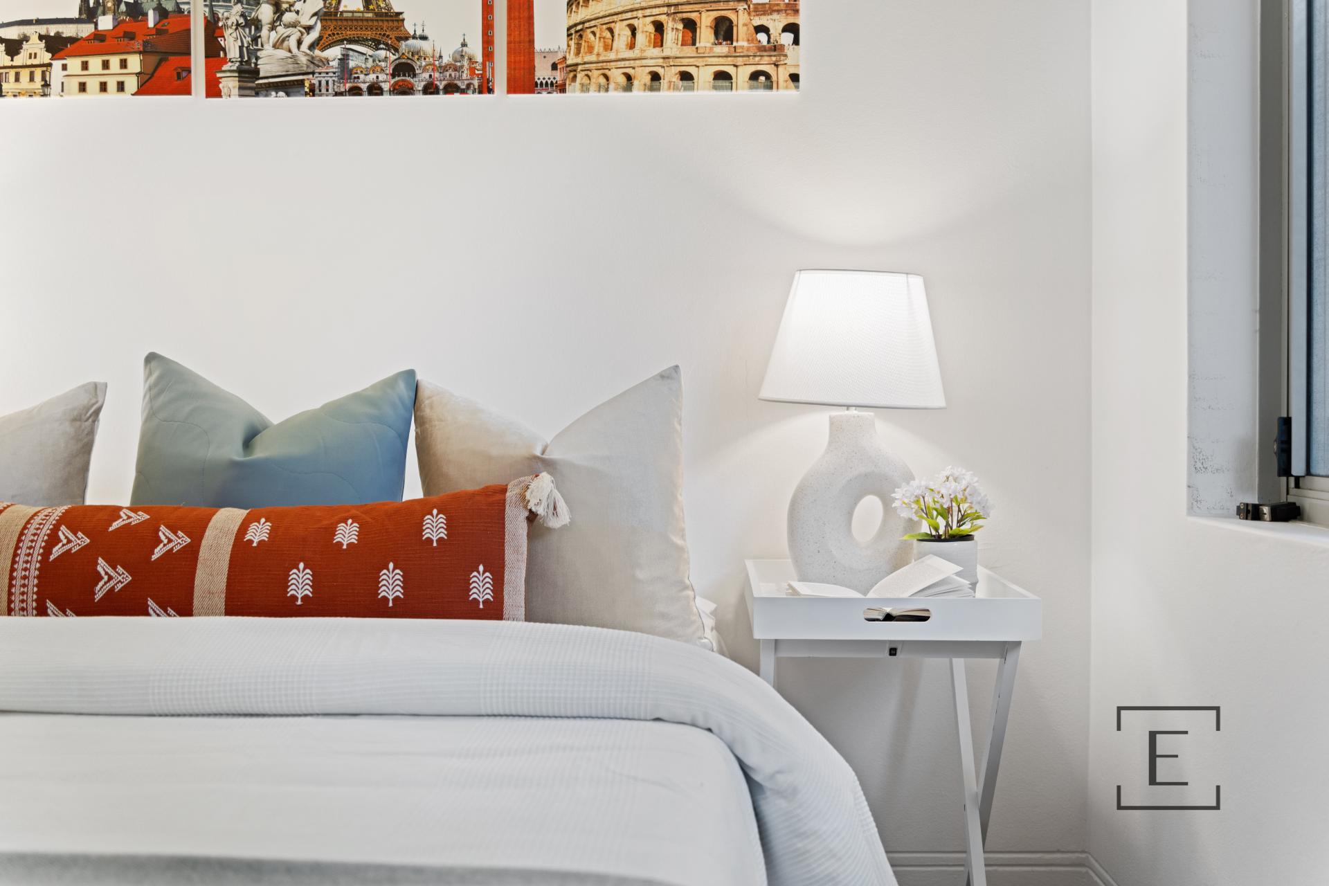 4 / 5 Hampstead Road, Homebush West