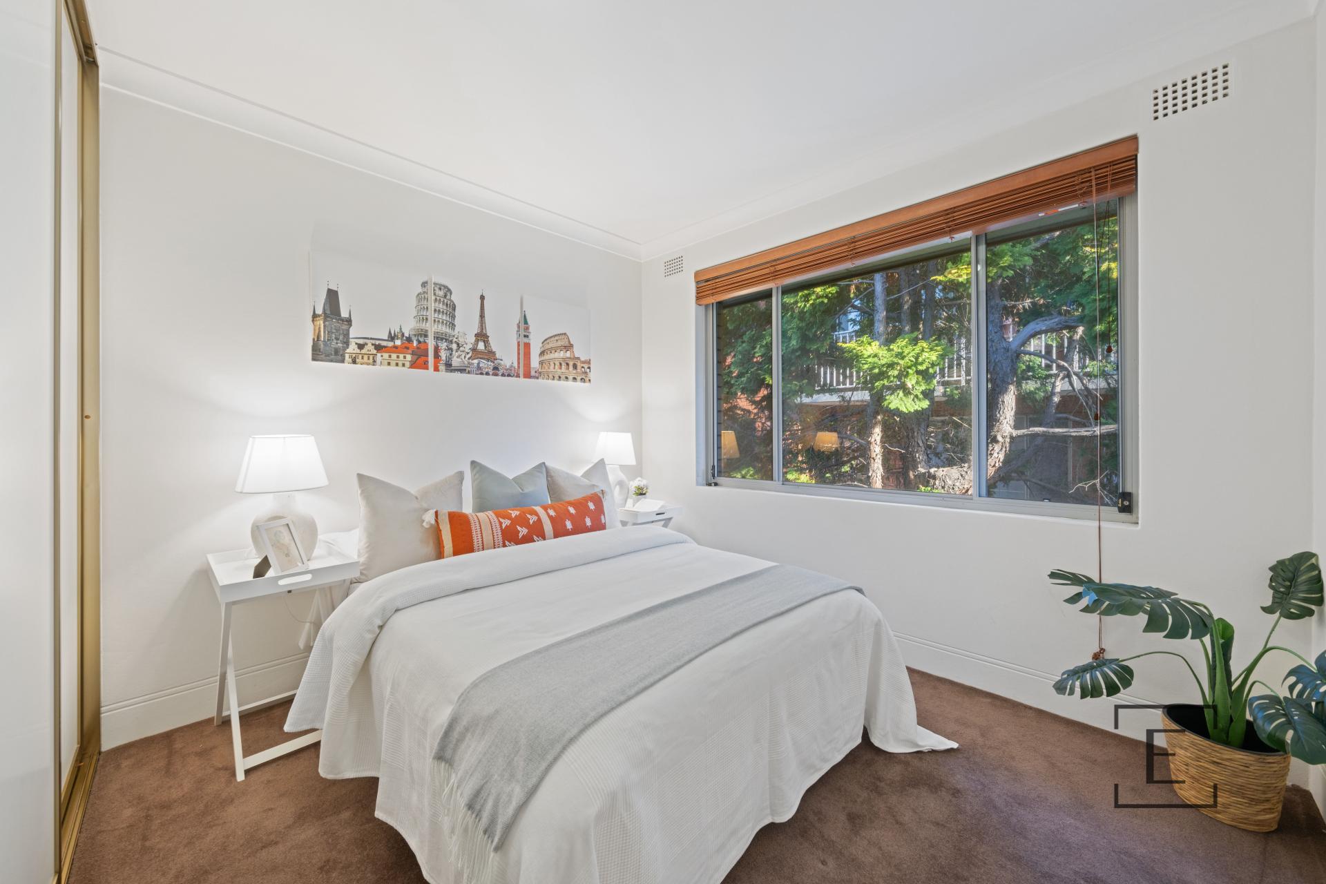 4 / 5 Hampstead Road, Homebush West