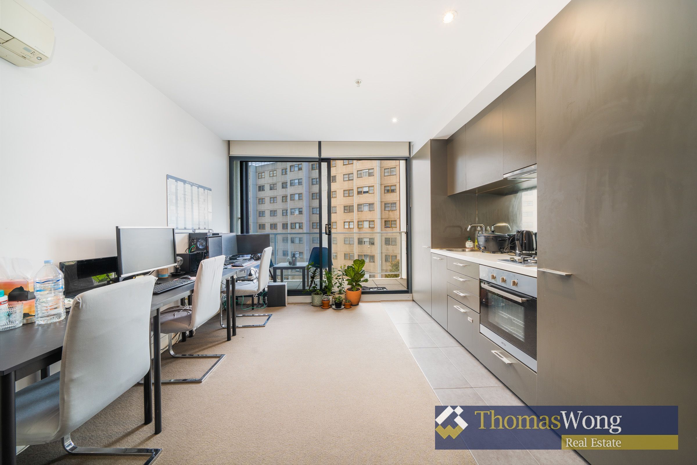 705 / 32 Bray Street, South Yarra