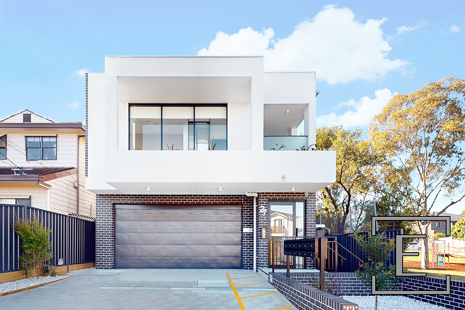 2 / 27 Allison Road, Guildford