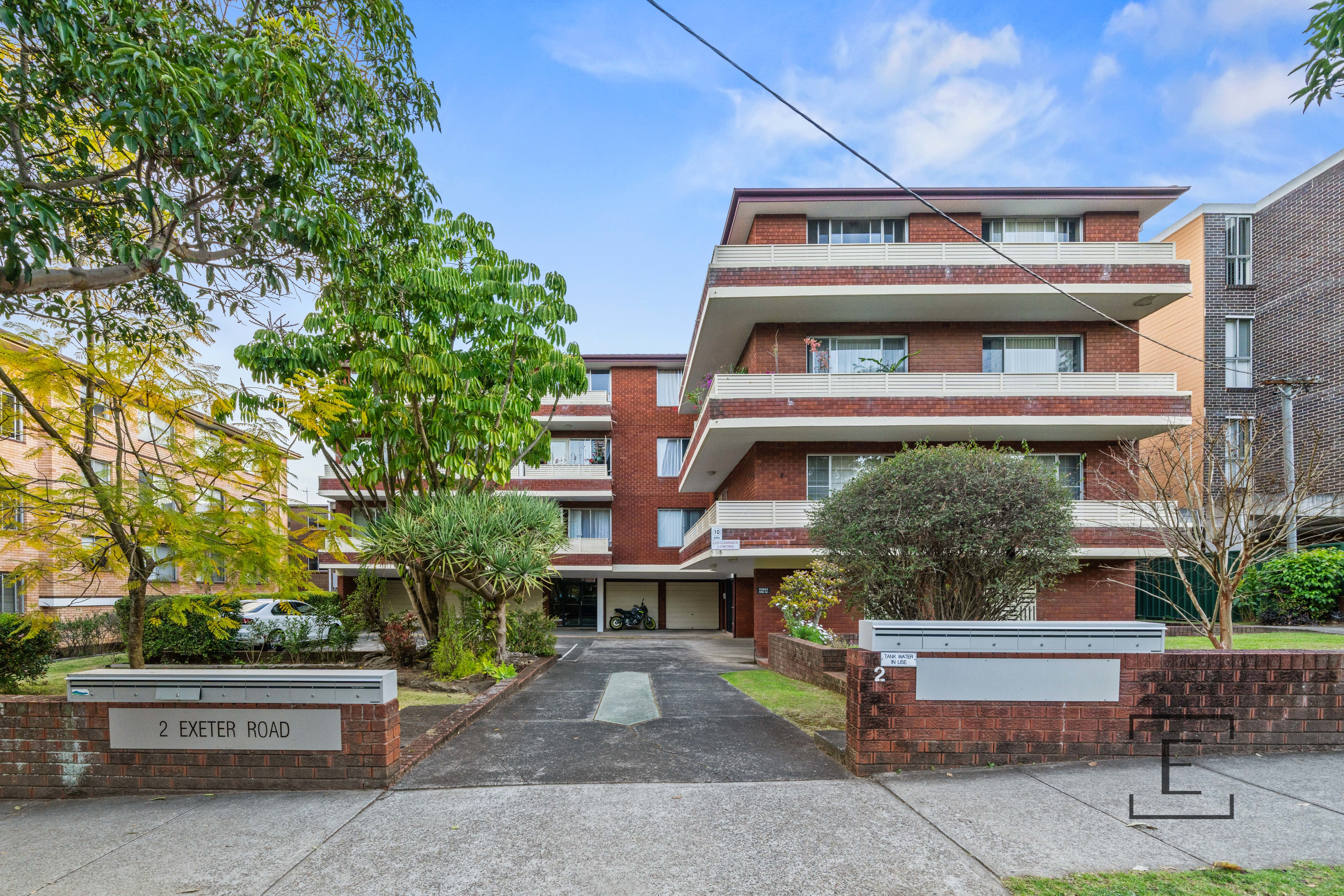 3 / 2 Exeter Road, Homebush West