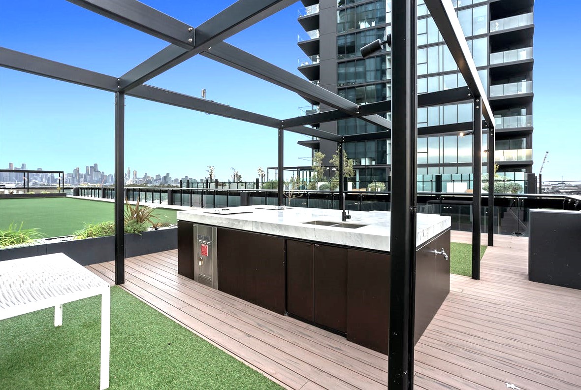1506 / 4 Joseph Road, Footscray