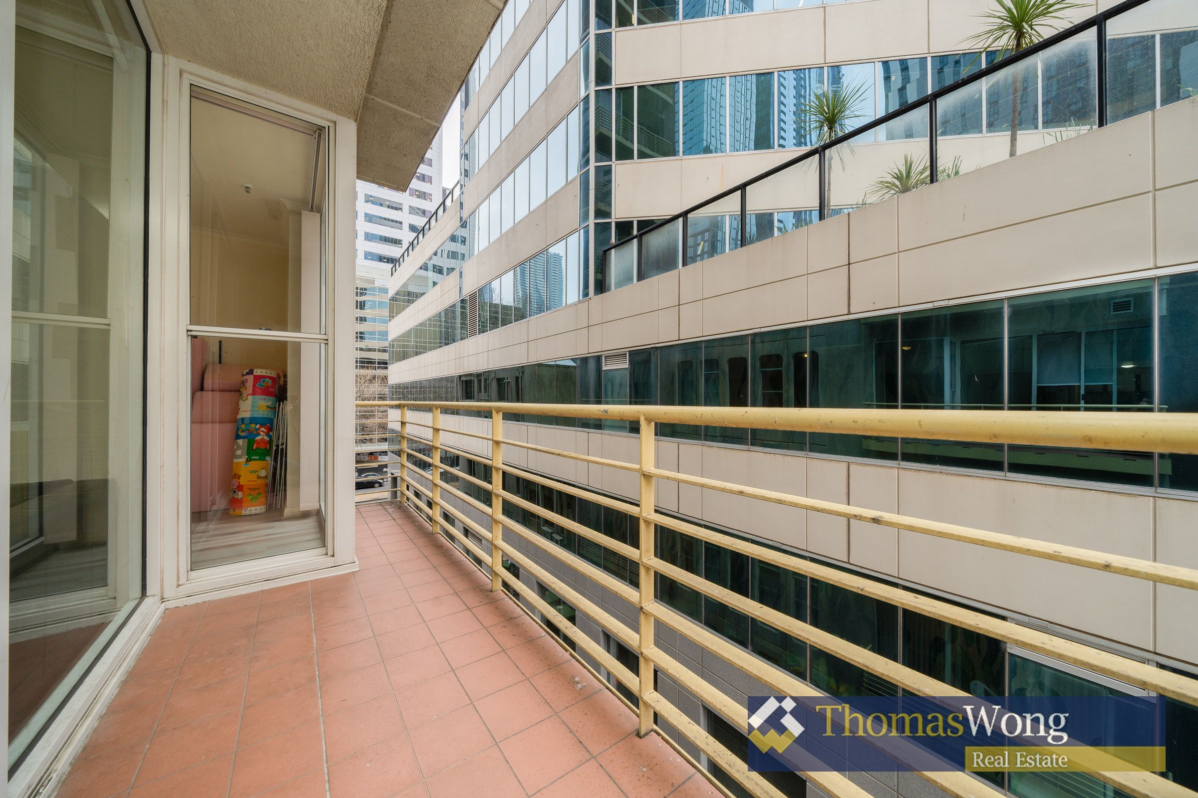 303 / 350 La Trobe Street, Melbourne