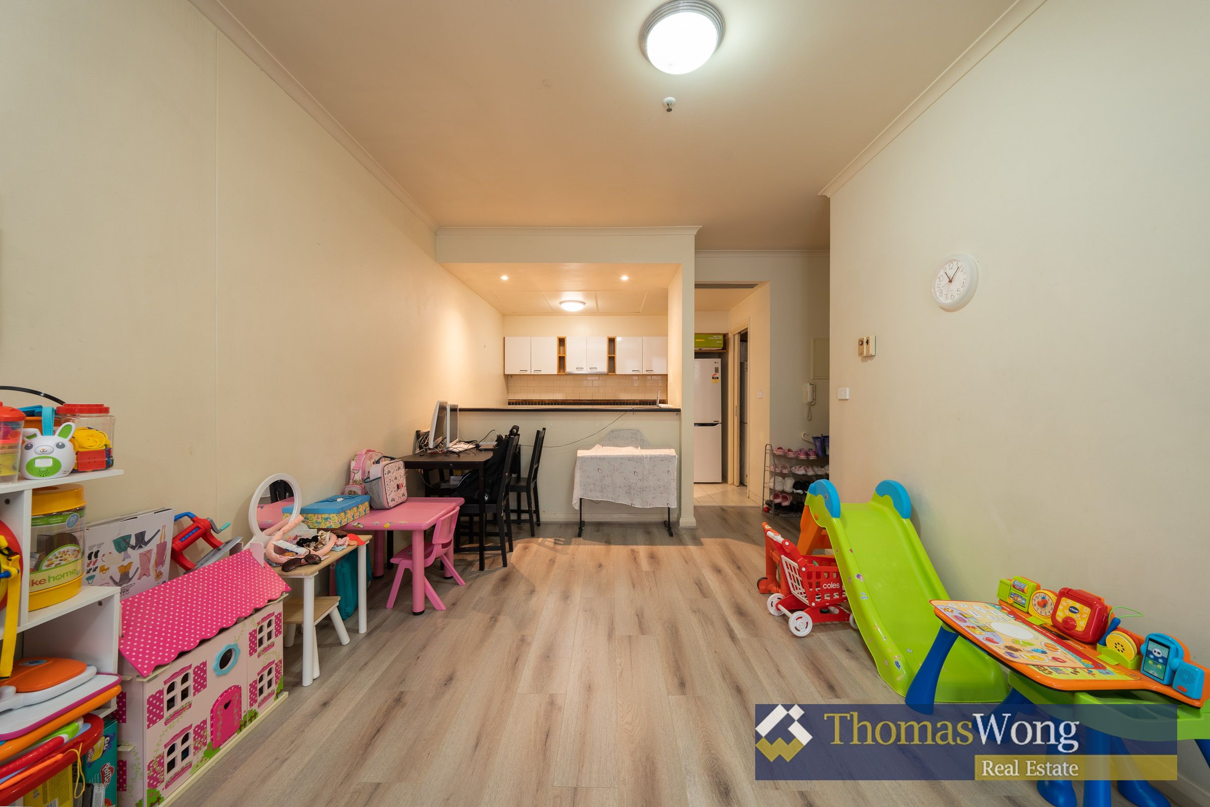 303 / 350 La Trobe Street, Melbourne