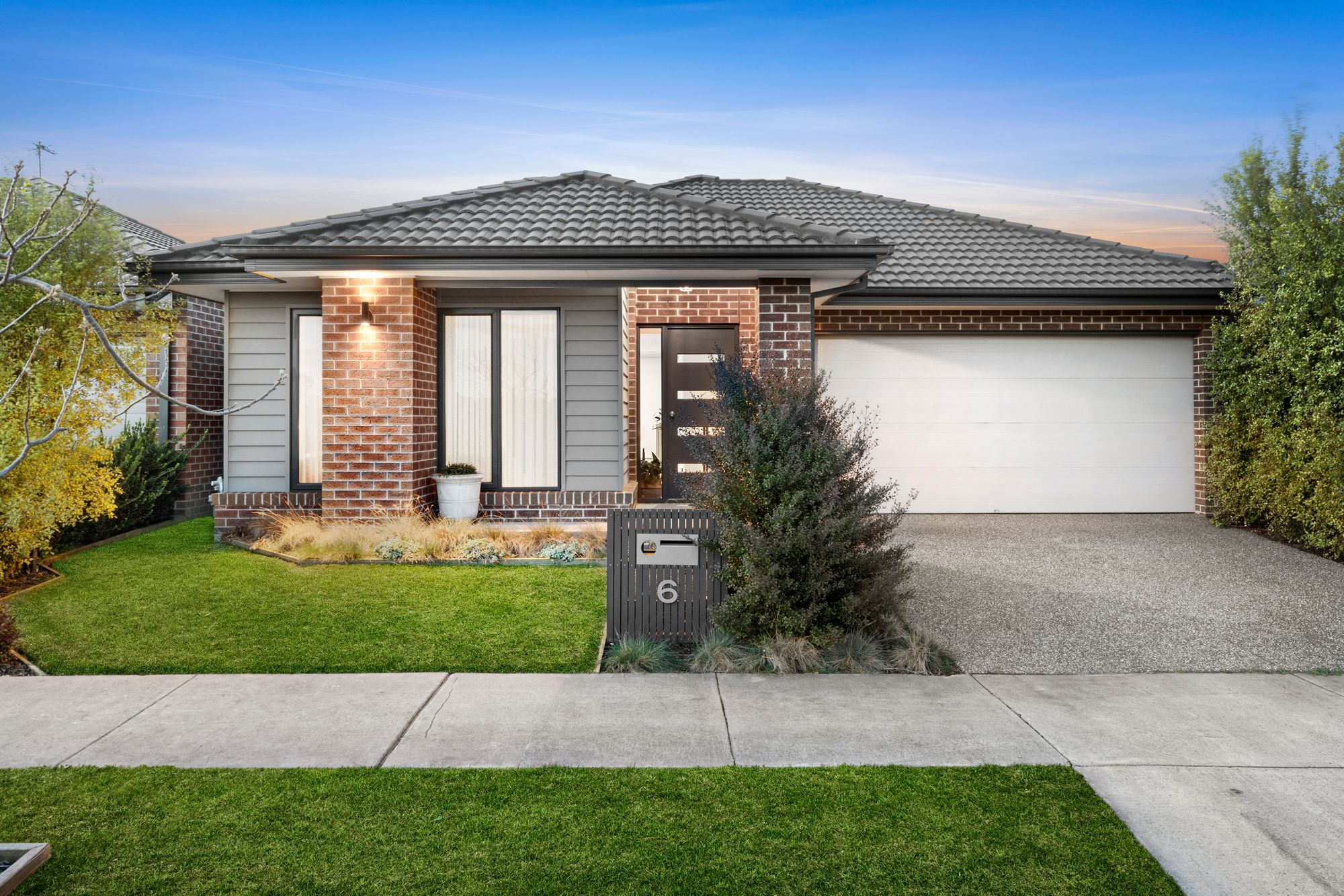 Listing image for 6 Hirst Way, ARMSTRONG CREEK  VIC  3217