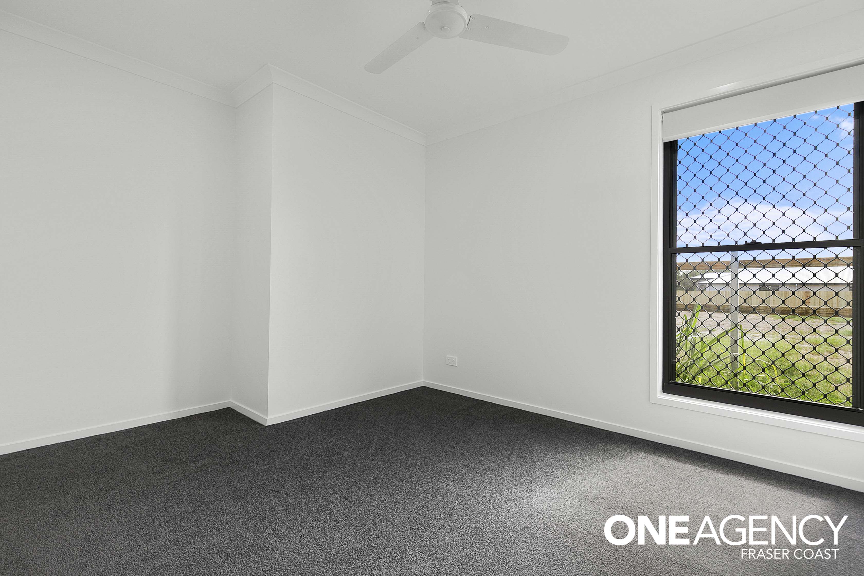 2 / 12 Coolamon Court, Urraween