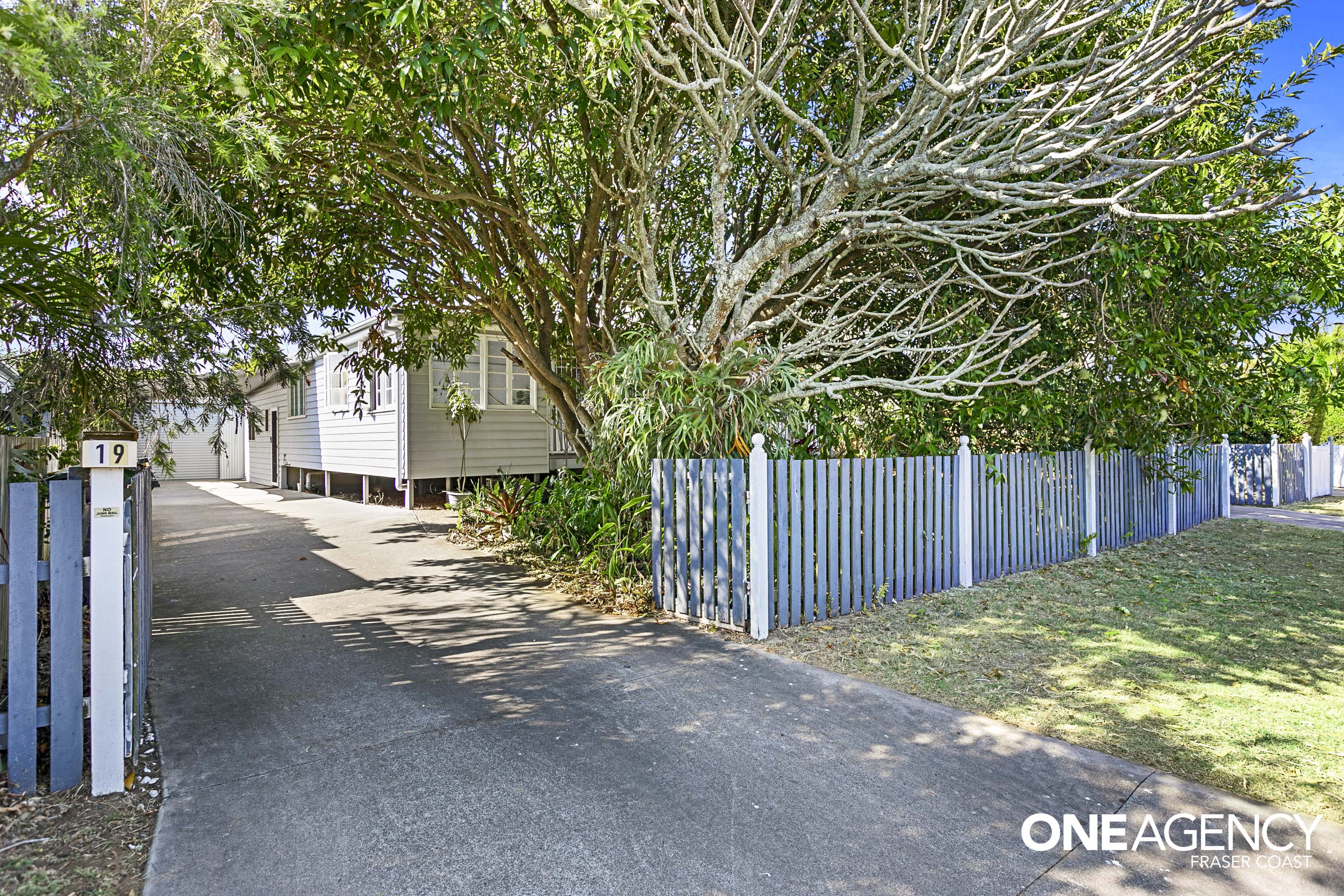 19 Pilot Street, Urangan