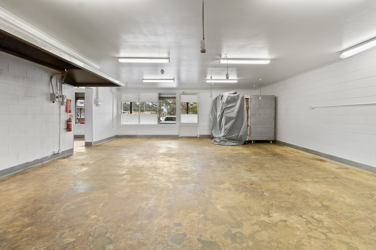 Shop 2 & 3 / 2 Prossers Forest Road, Ravenswood