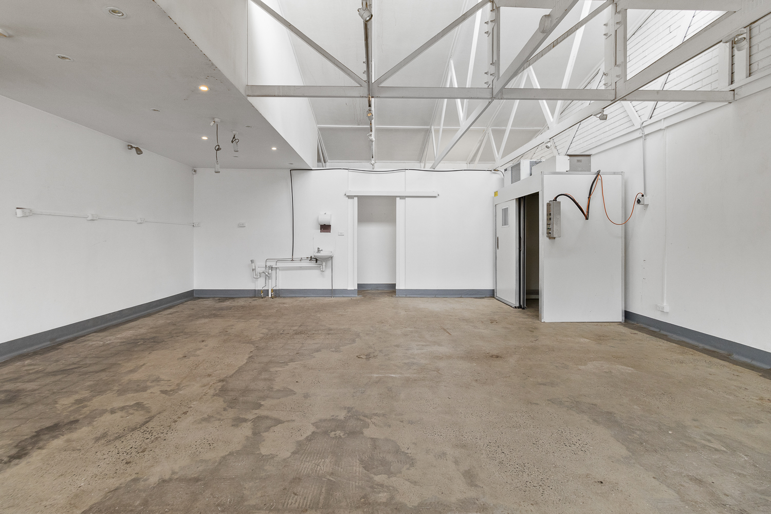 Shop 2 & 3 / 2 Prossers Forest Road, Ravenswood