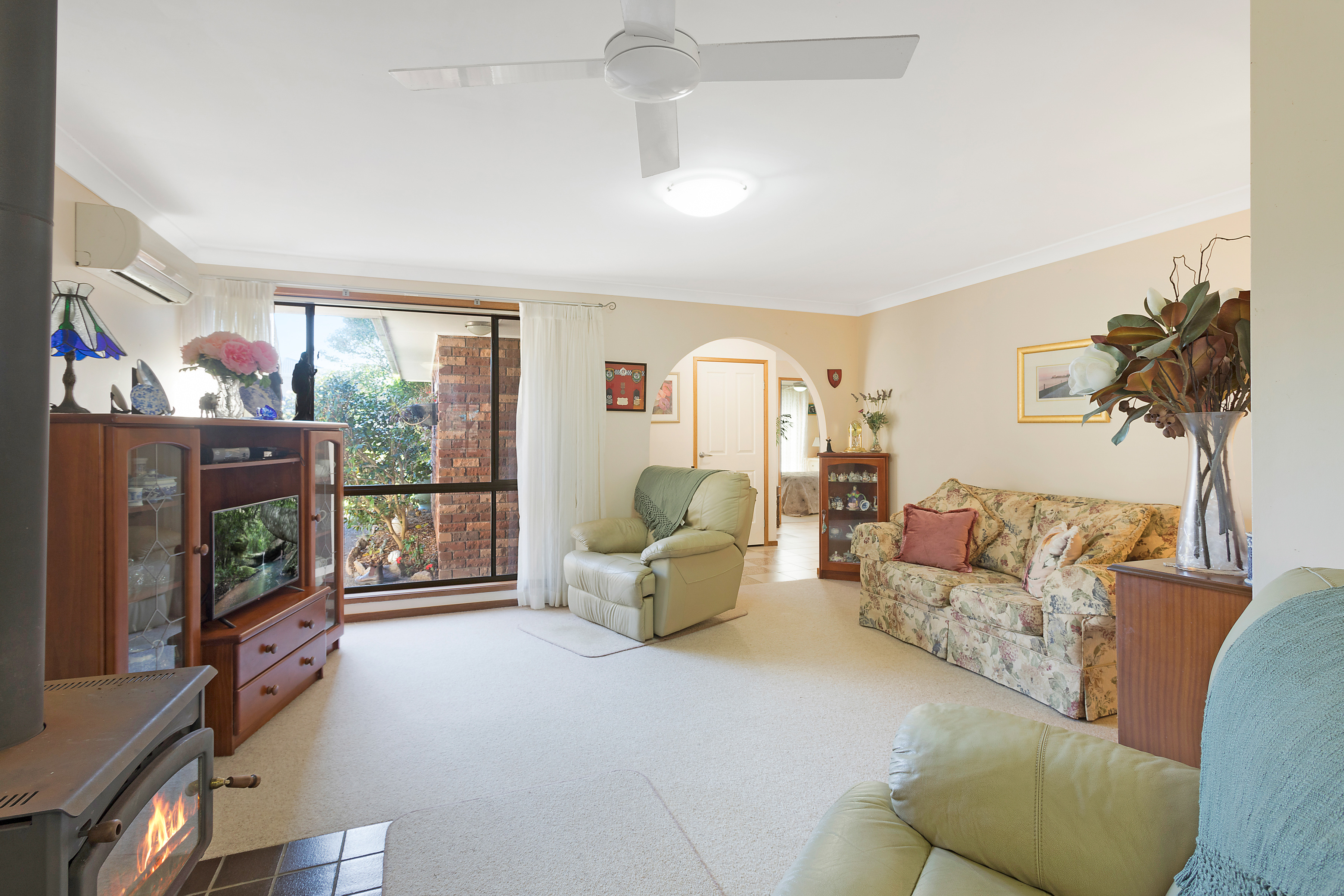 20 Sunset Boulevard, Kianga