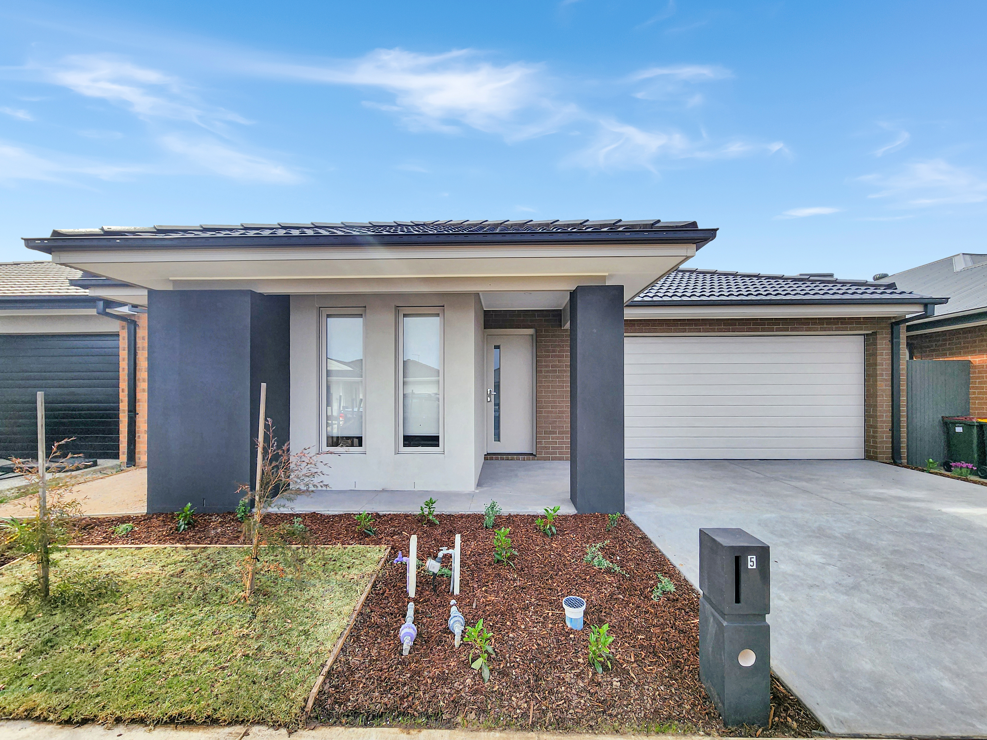 Listing image for 5 Citrinus Avenue, MOUNT DUNEED  VIC  3217