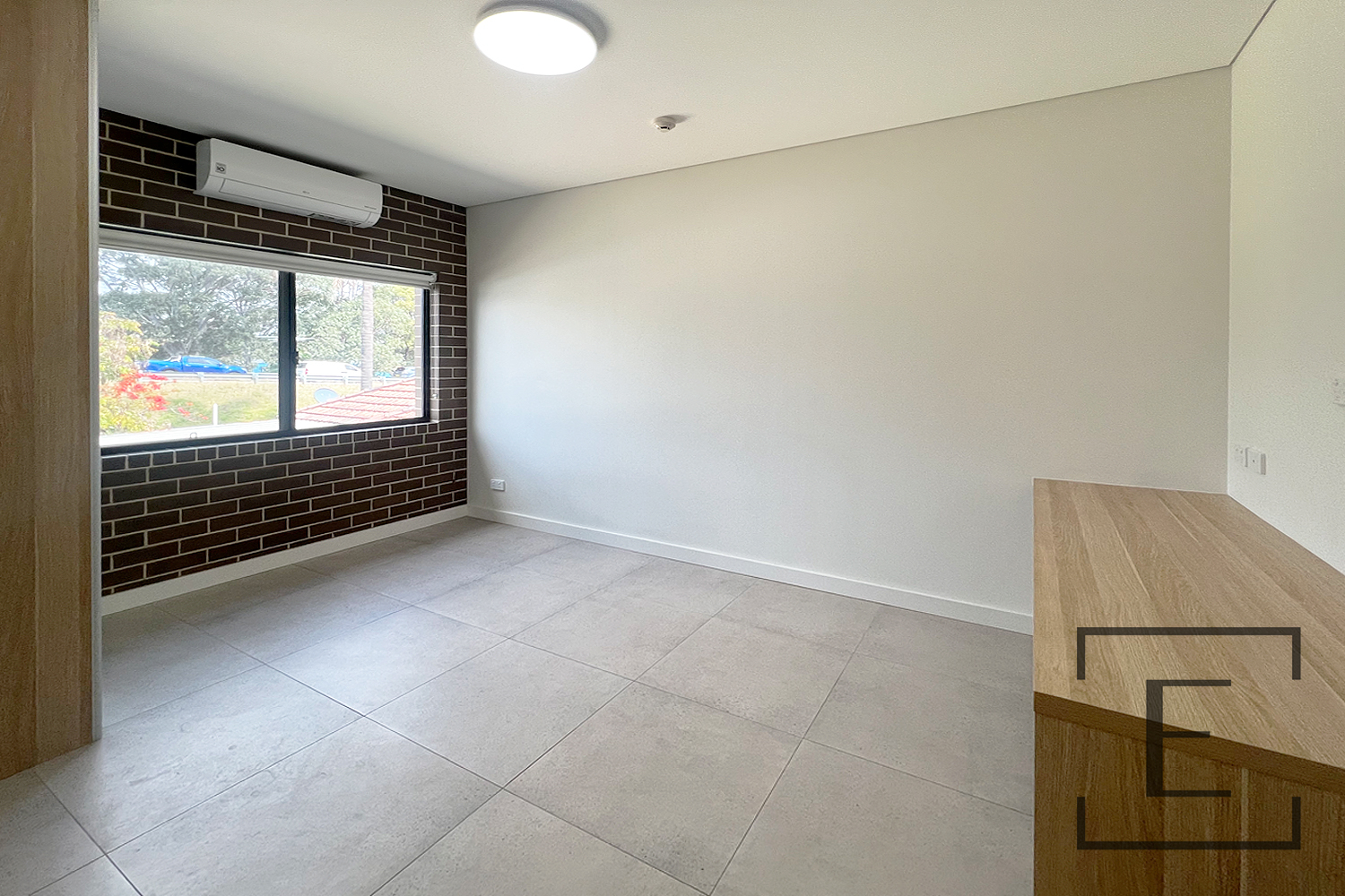 4 Rippon Avenue, Dundas