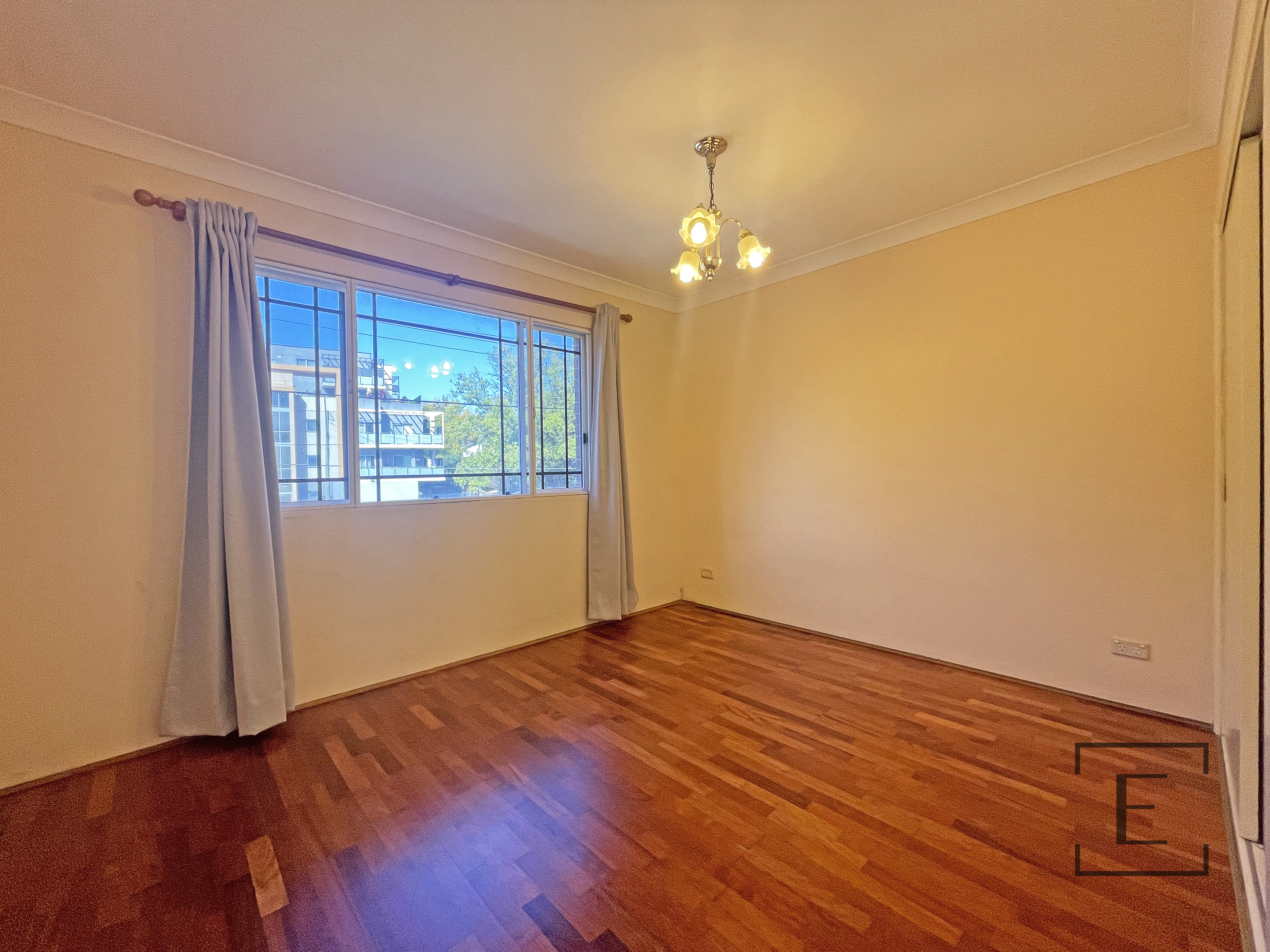 9 / 86 Kissing Point Road, Dundas