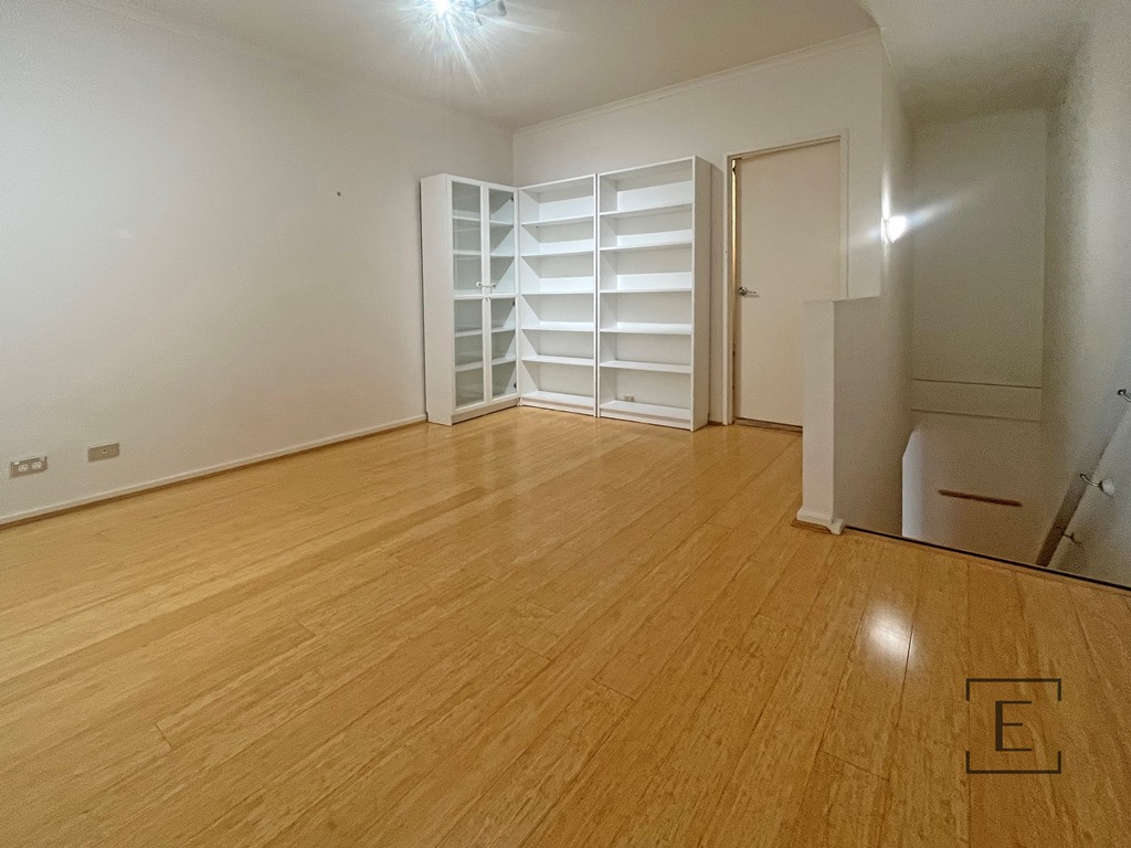 303 / 8 Station Street, Homebush