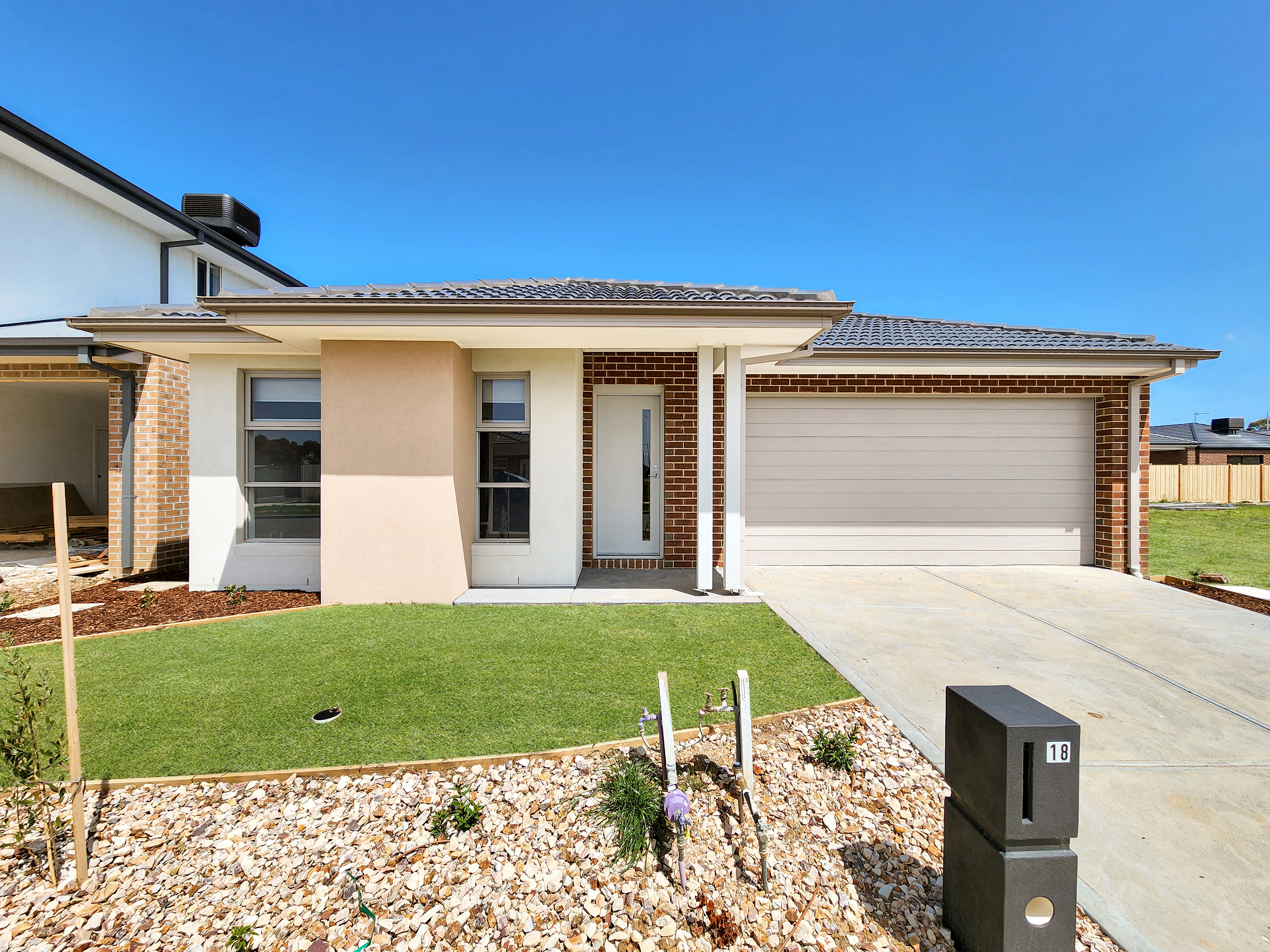 Listing image for 18 Yildiz Street, CHARLEMONT  VIC  3217