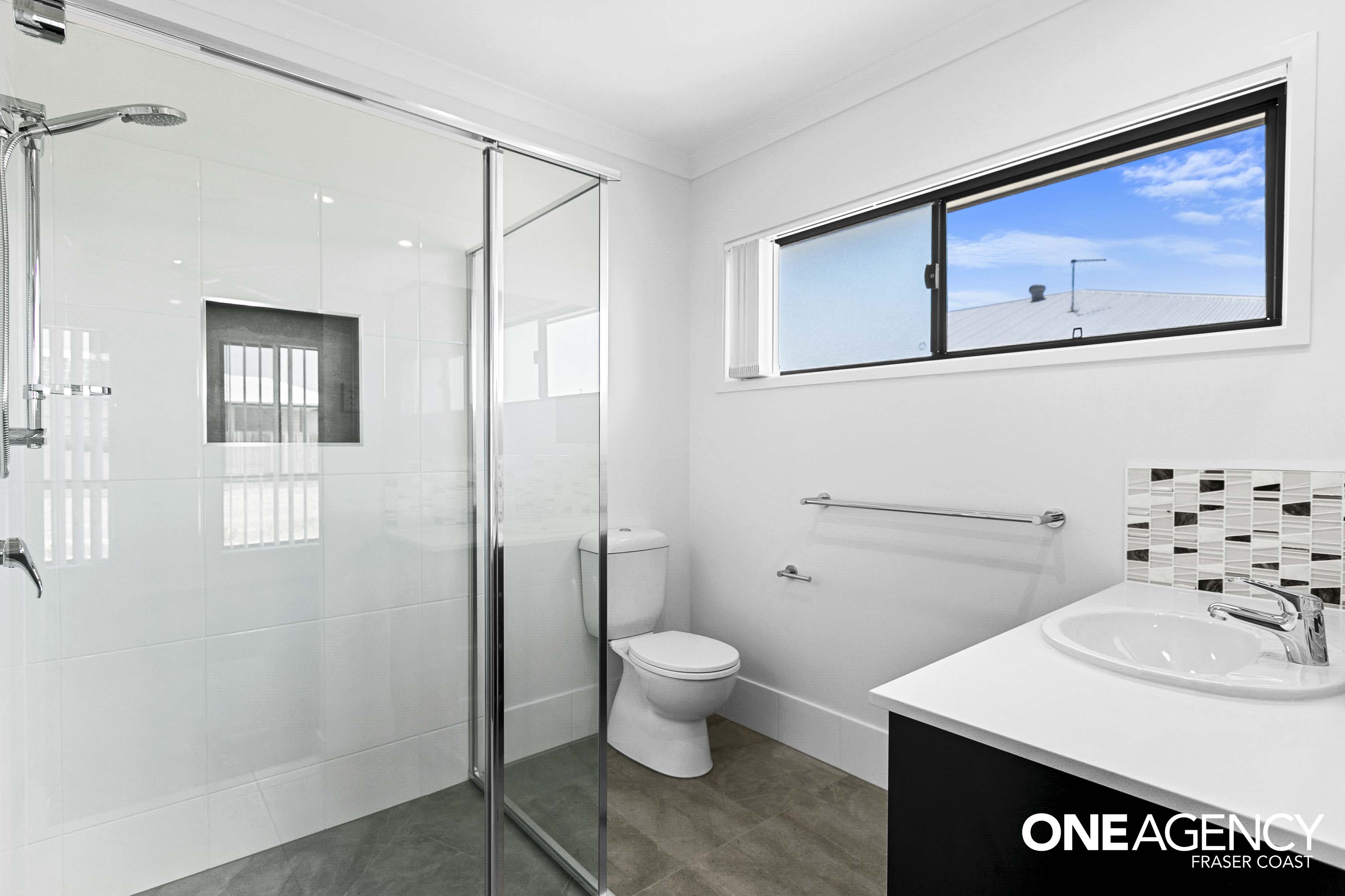 10 Coolamon Court, Urraween