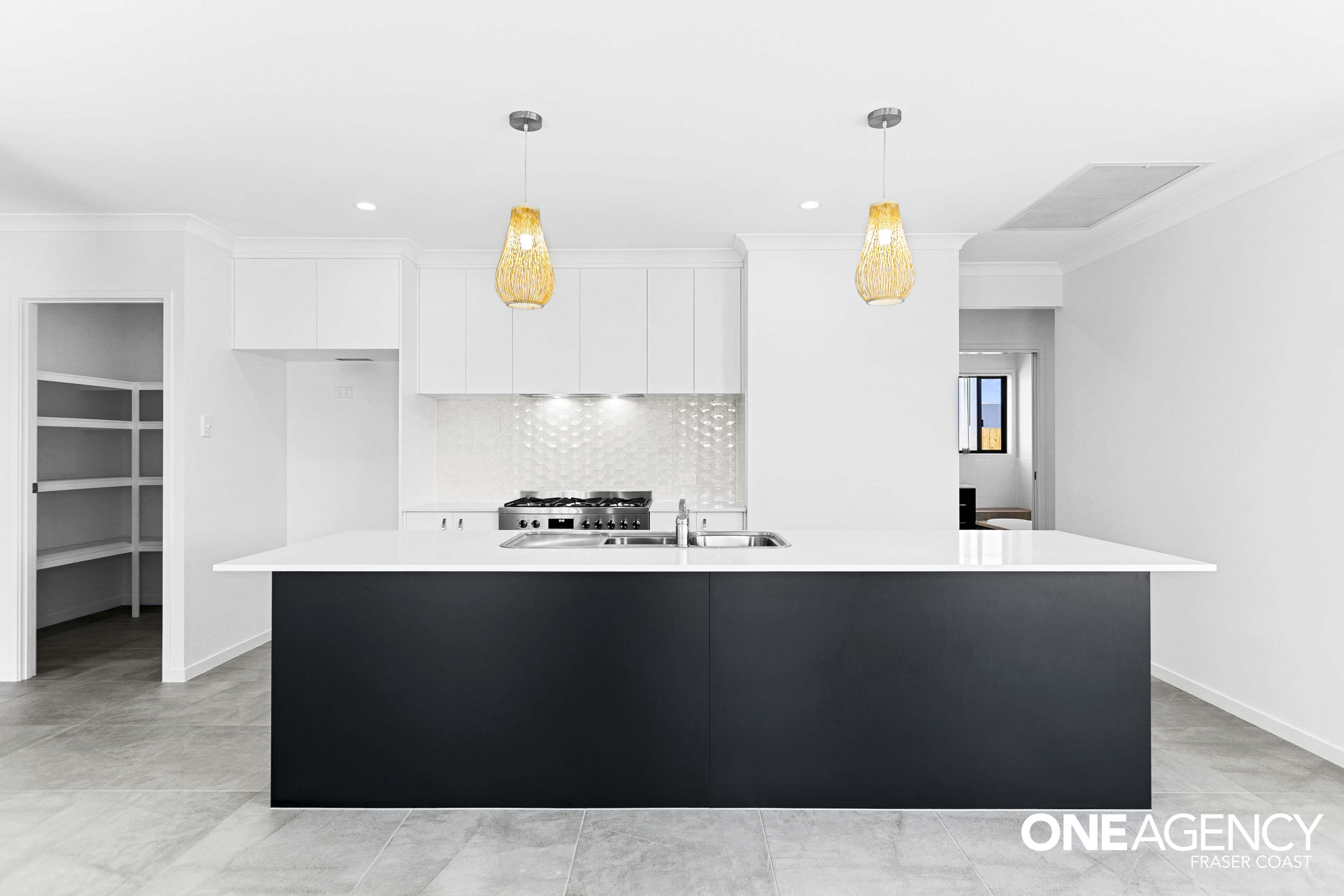 10 Coolamon Court, Urraween