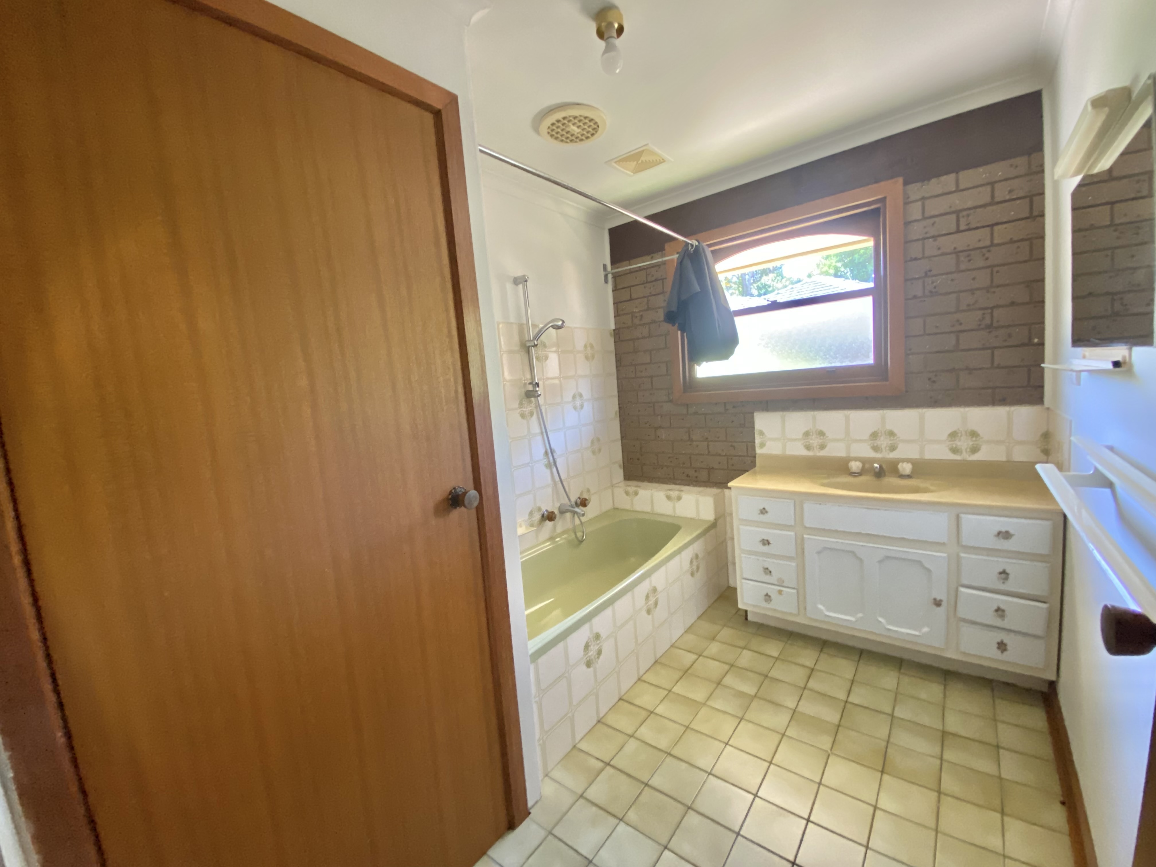 15 Edwards Street, Wangaratta