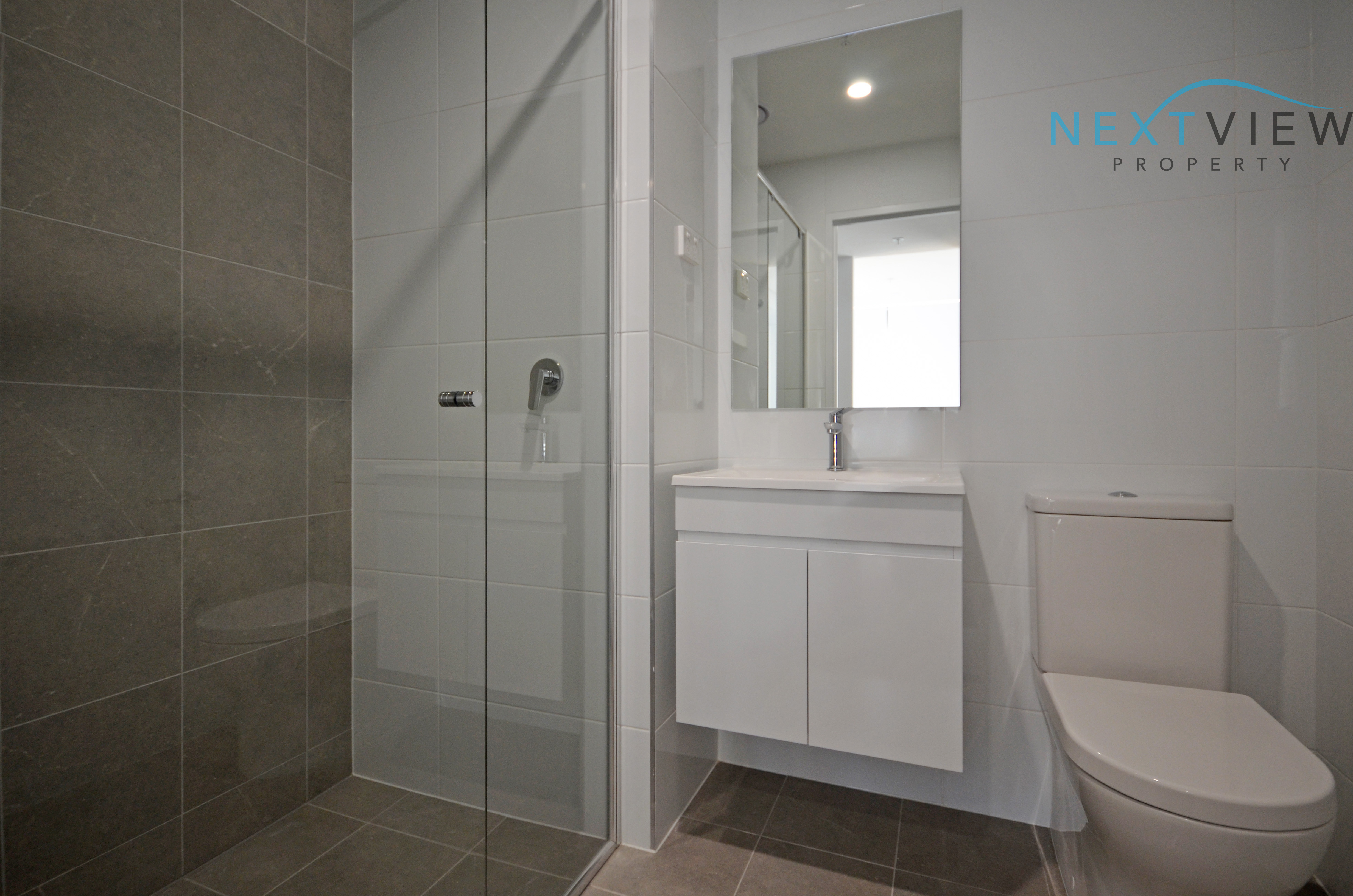 E802 / 11 Charles Street, Wickham