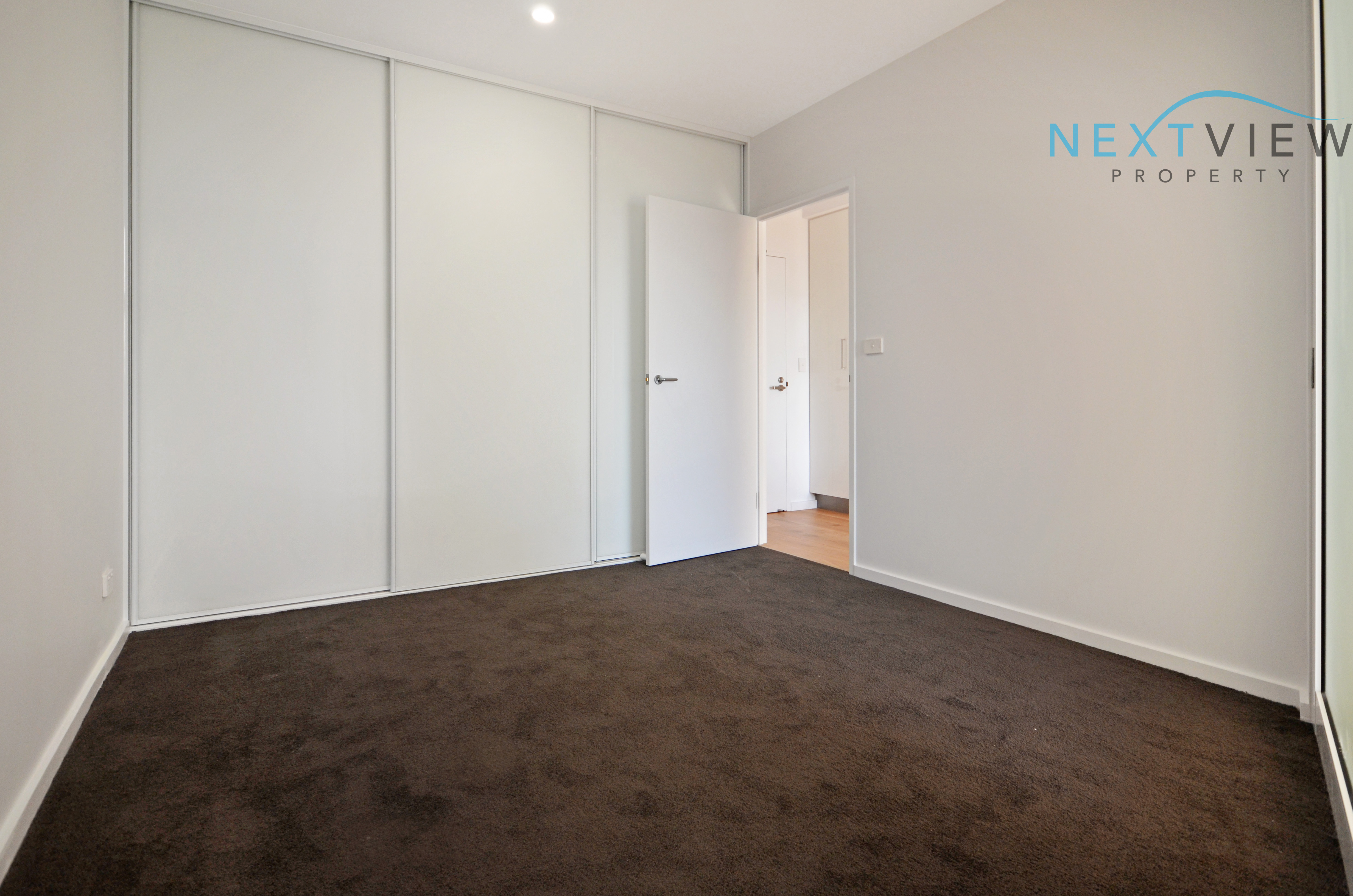 E802 / 11 Charles Street, Wickham