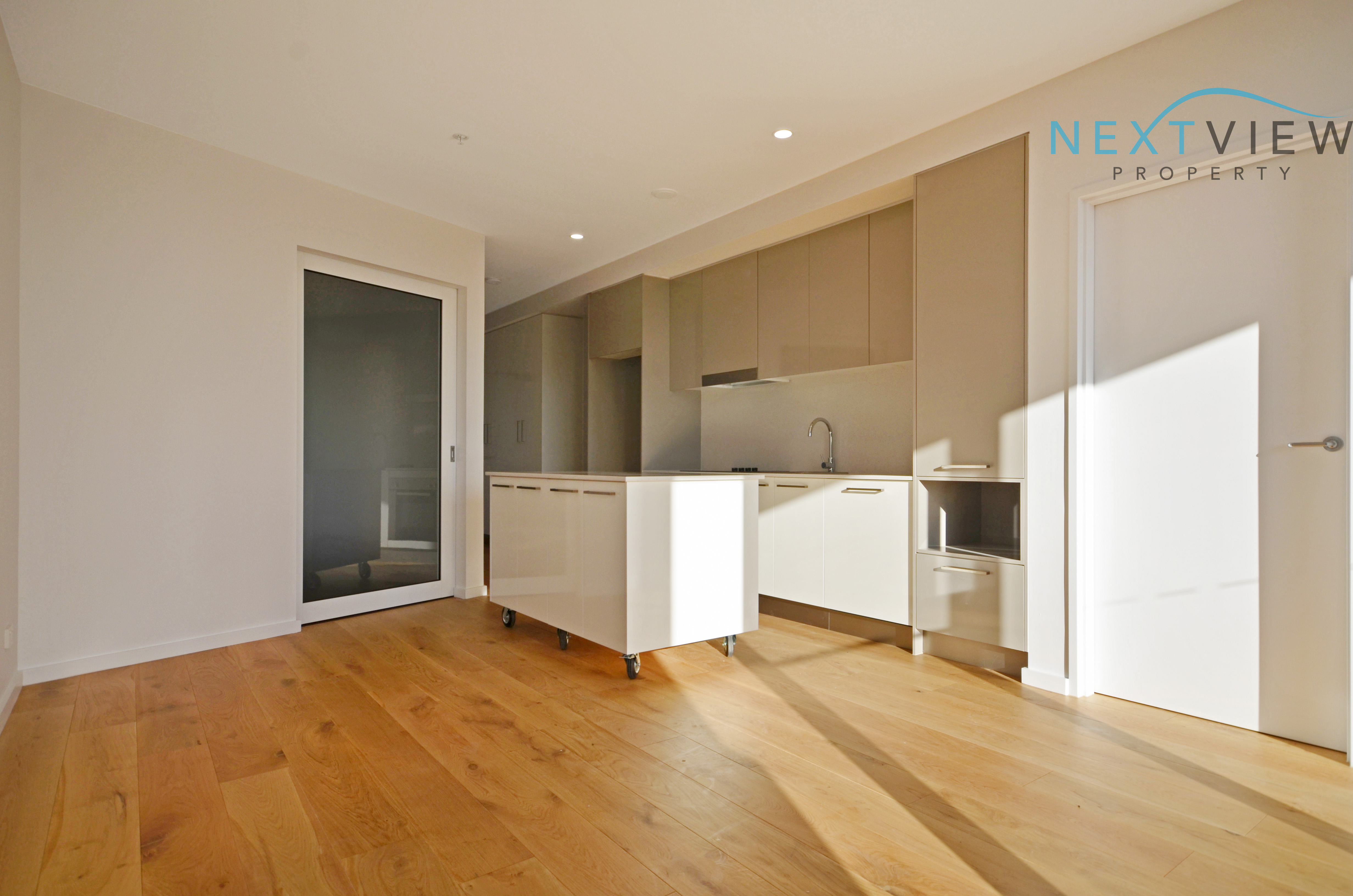 E802 / 11 Charles Street, Wickham