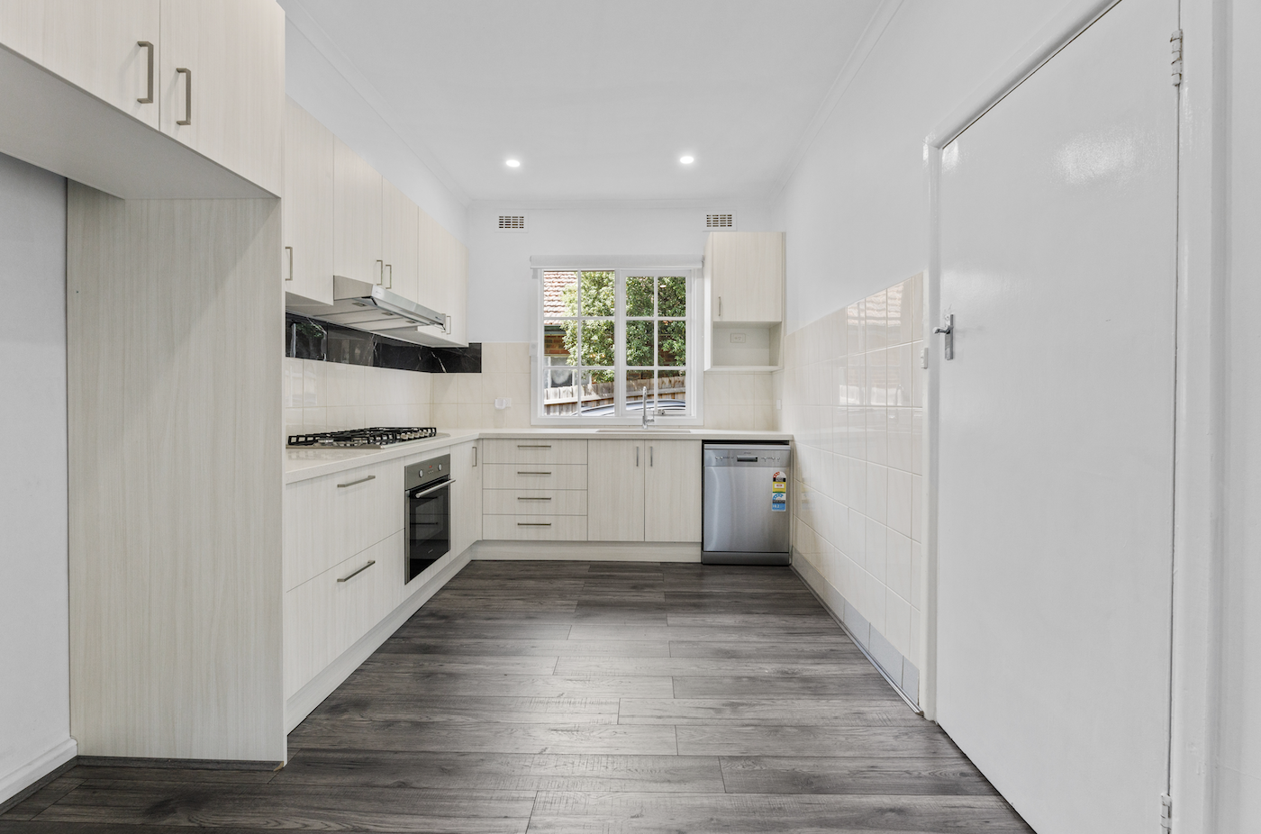 Modern Home in Prime Mount Waverley Location