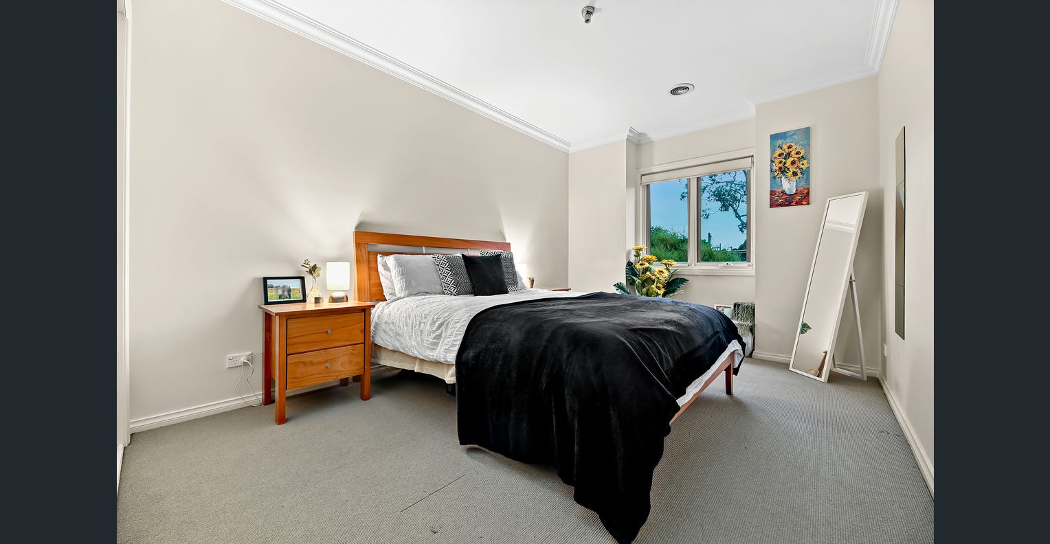3 / 2 Kuebler Street, Glen Waverley